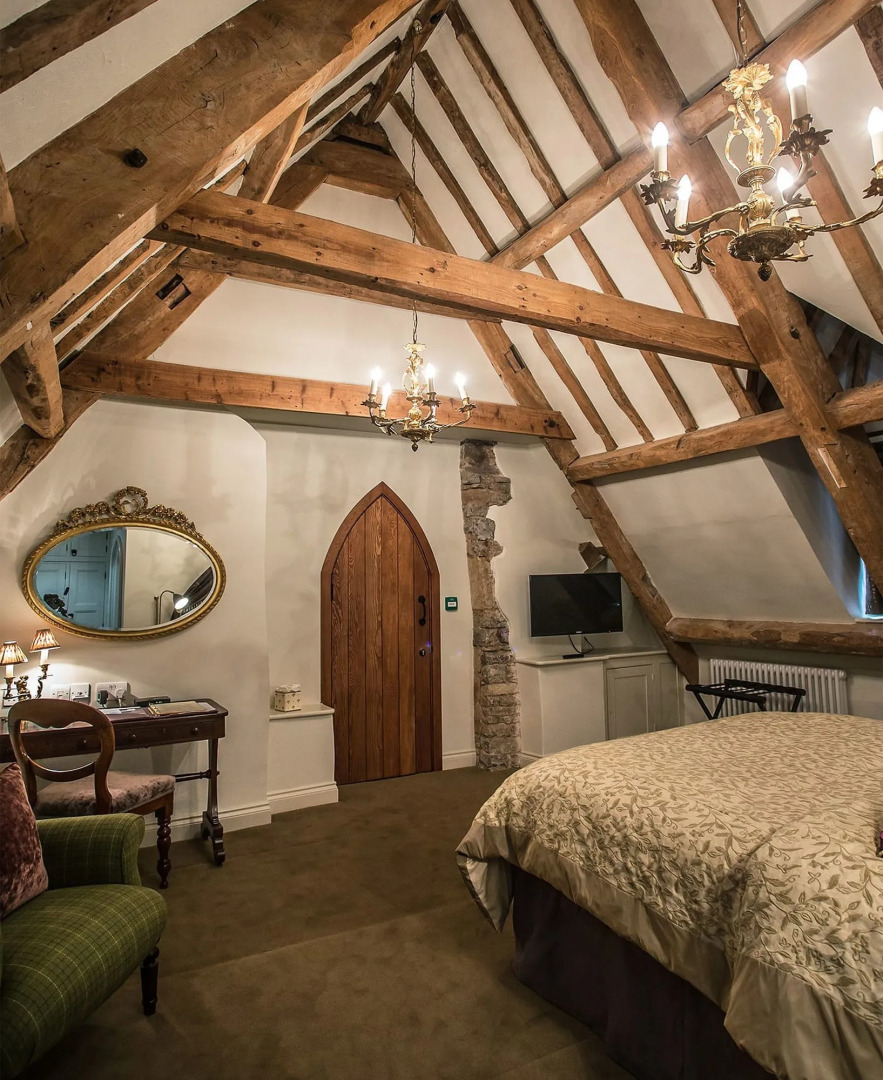 Thornbury Castle, Relais & Châteaux