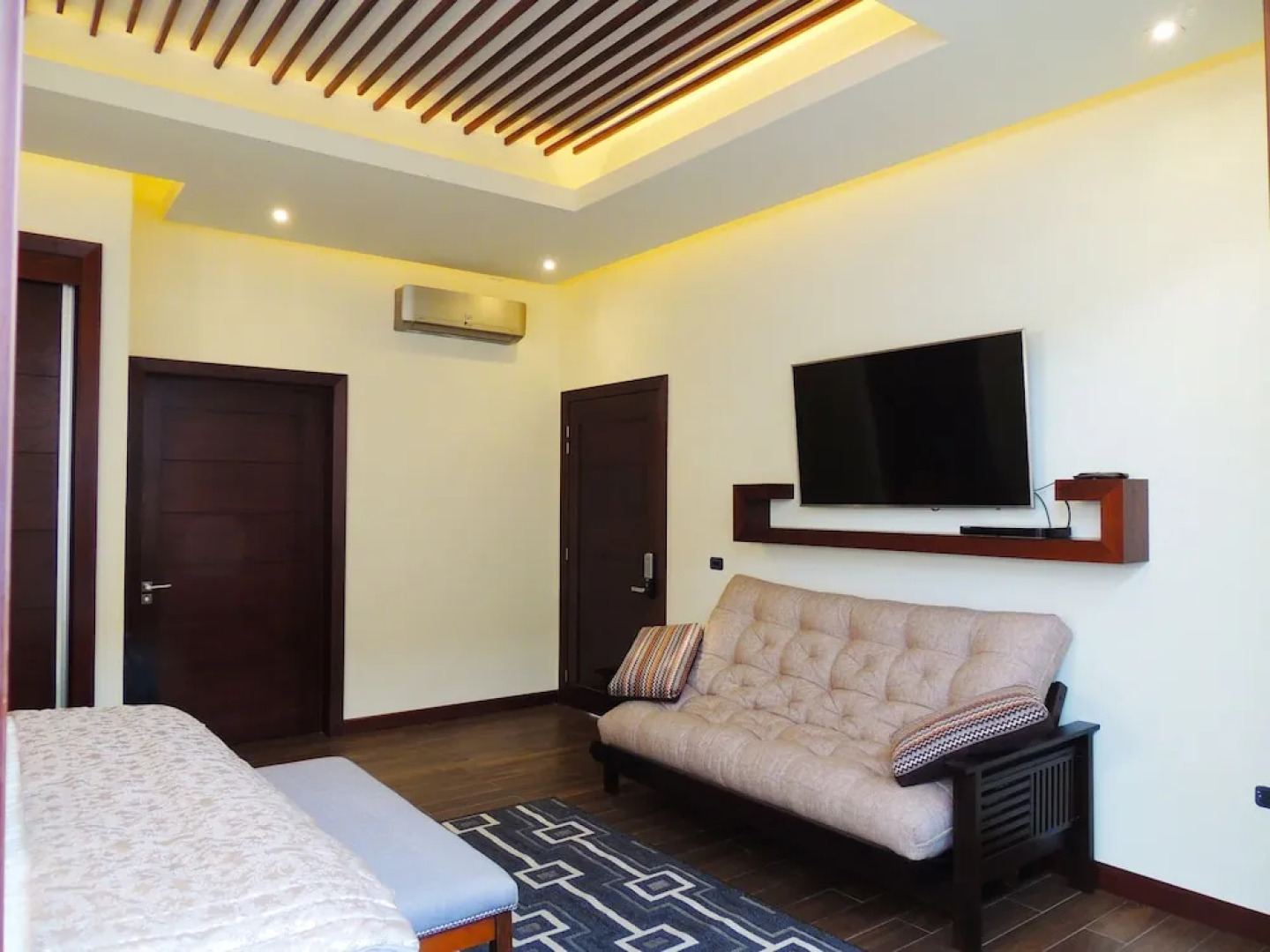 Royal Aqua Luxury Hotel & Spa