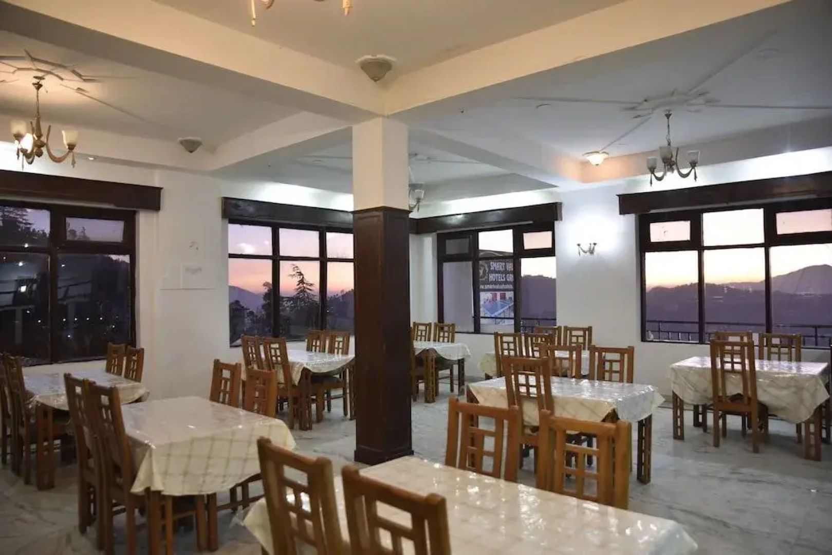 Hotel Swarn Palace by OYO Rooms