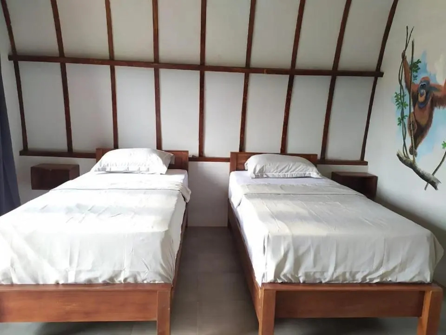 Gino's Place - Bungalows and Restaurant