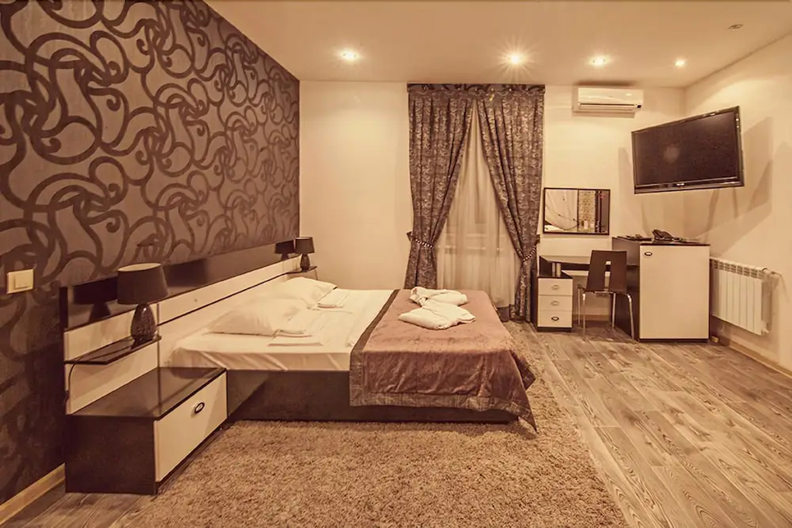 Отель Нивки Плаза