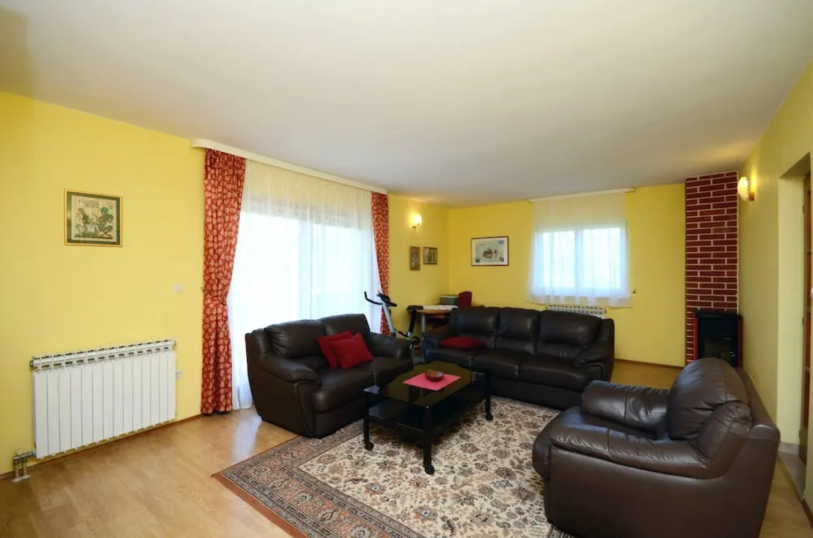 Apartment Leo