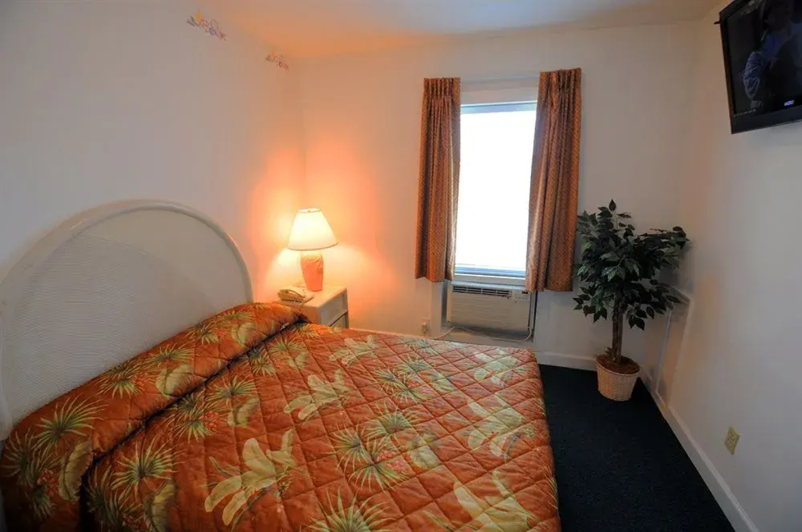 Riviera Resorts & Suites