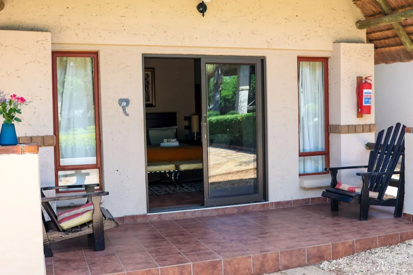 Thaba Legae Guest Lodge