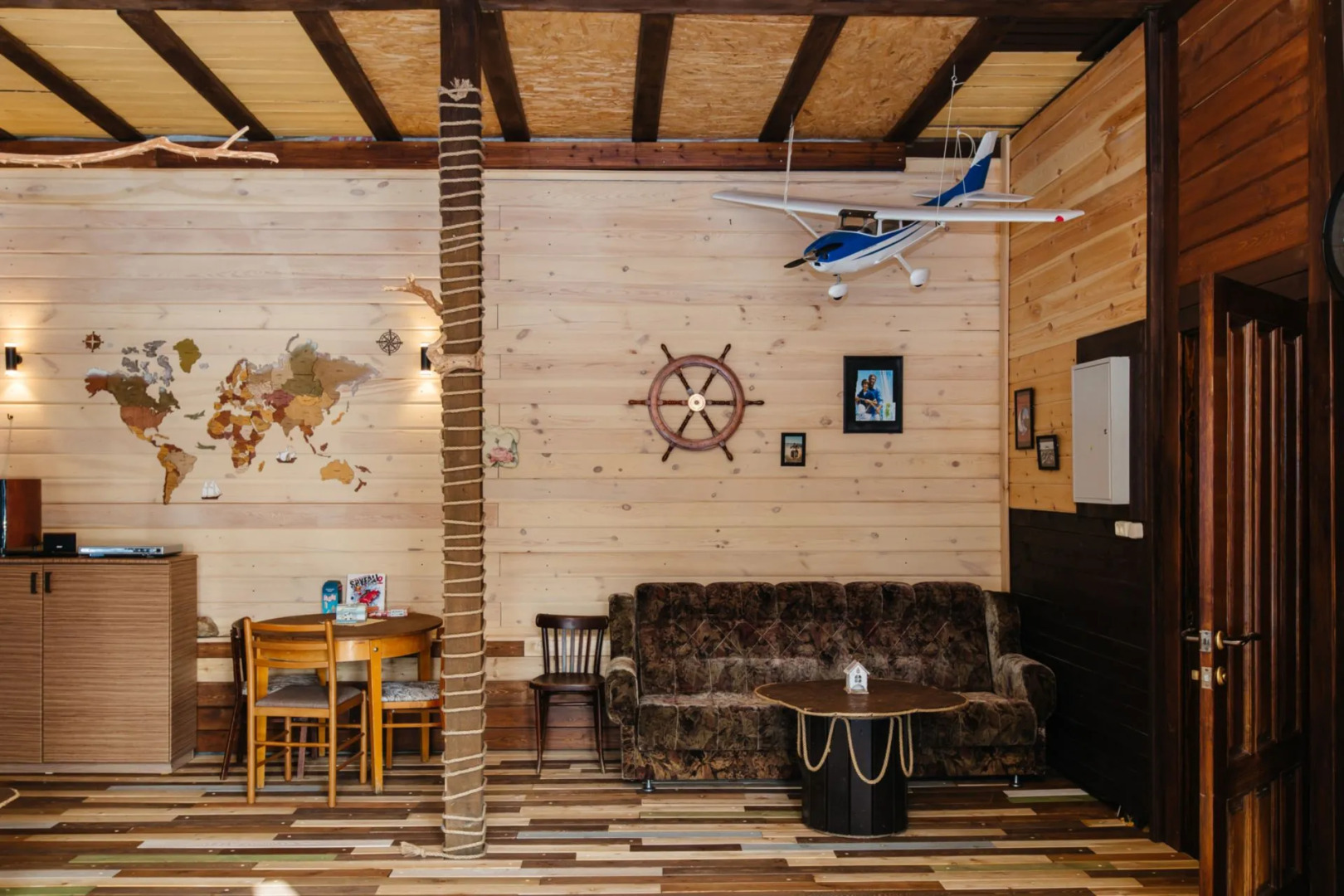 Yousinn (Дом с Кораблем)