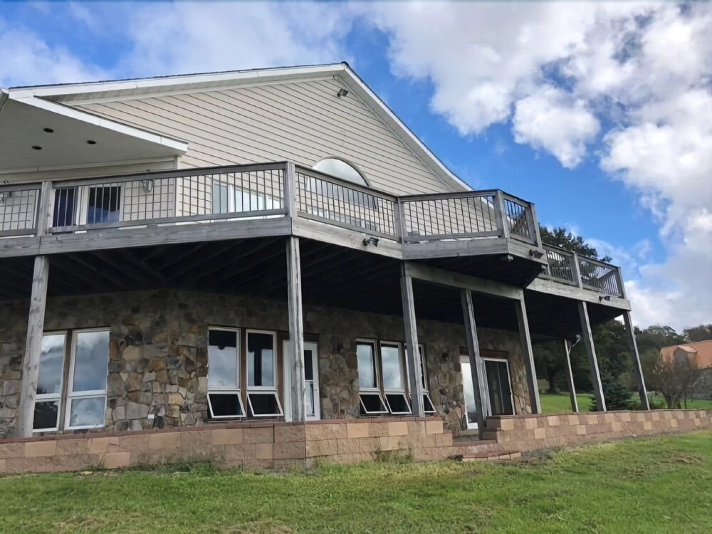 Mountain Lake Paradise