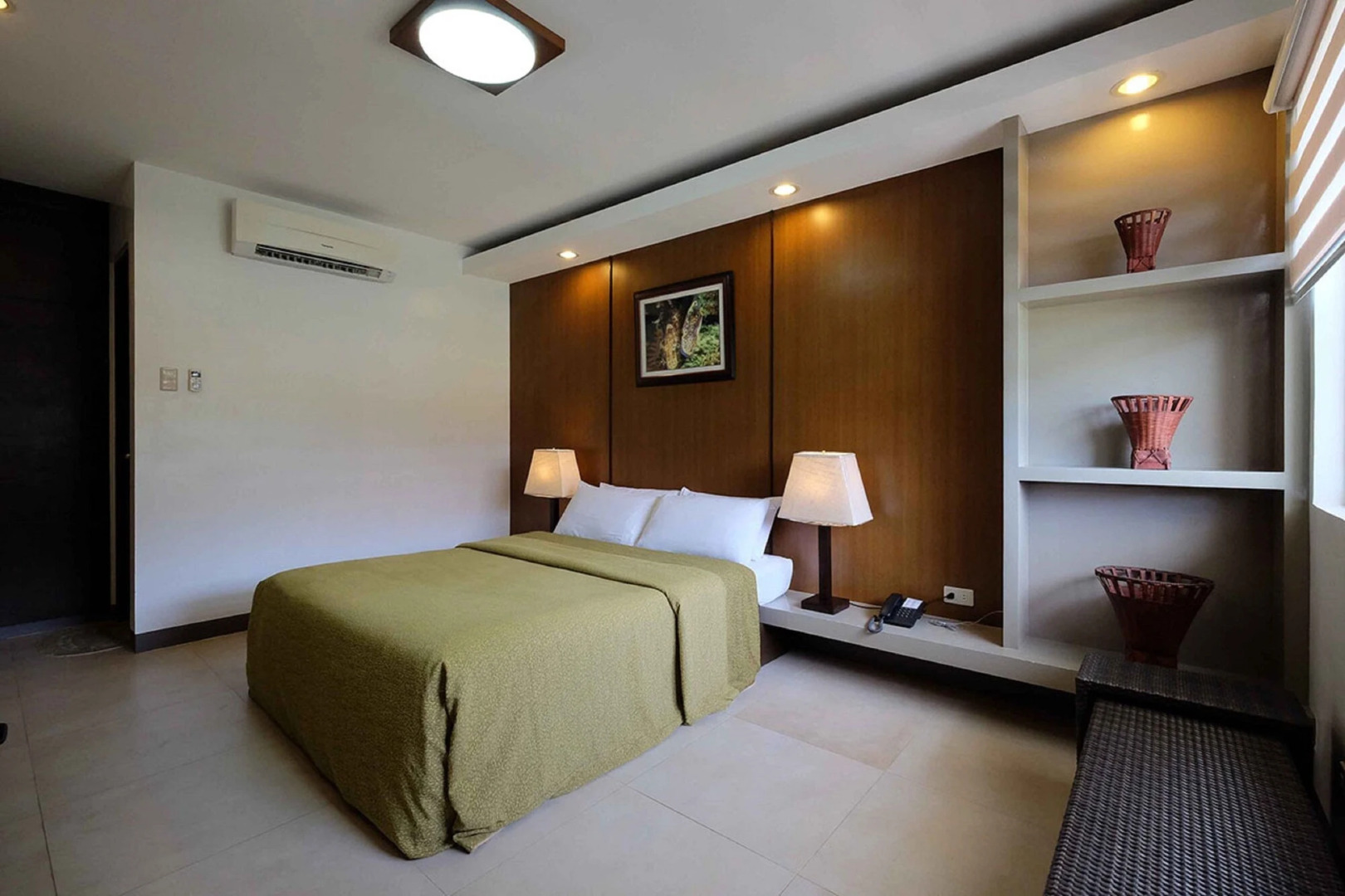 Dive Thru Scuba Resort