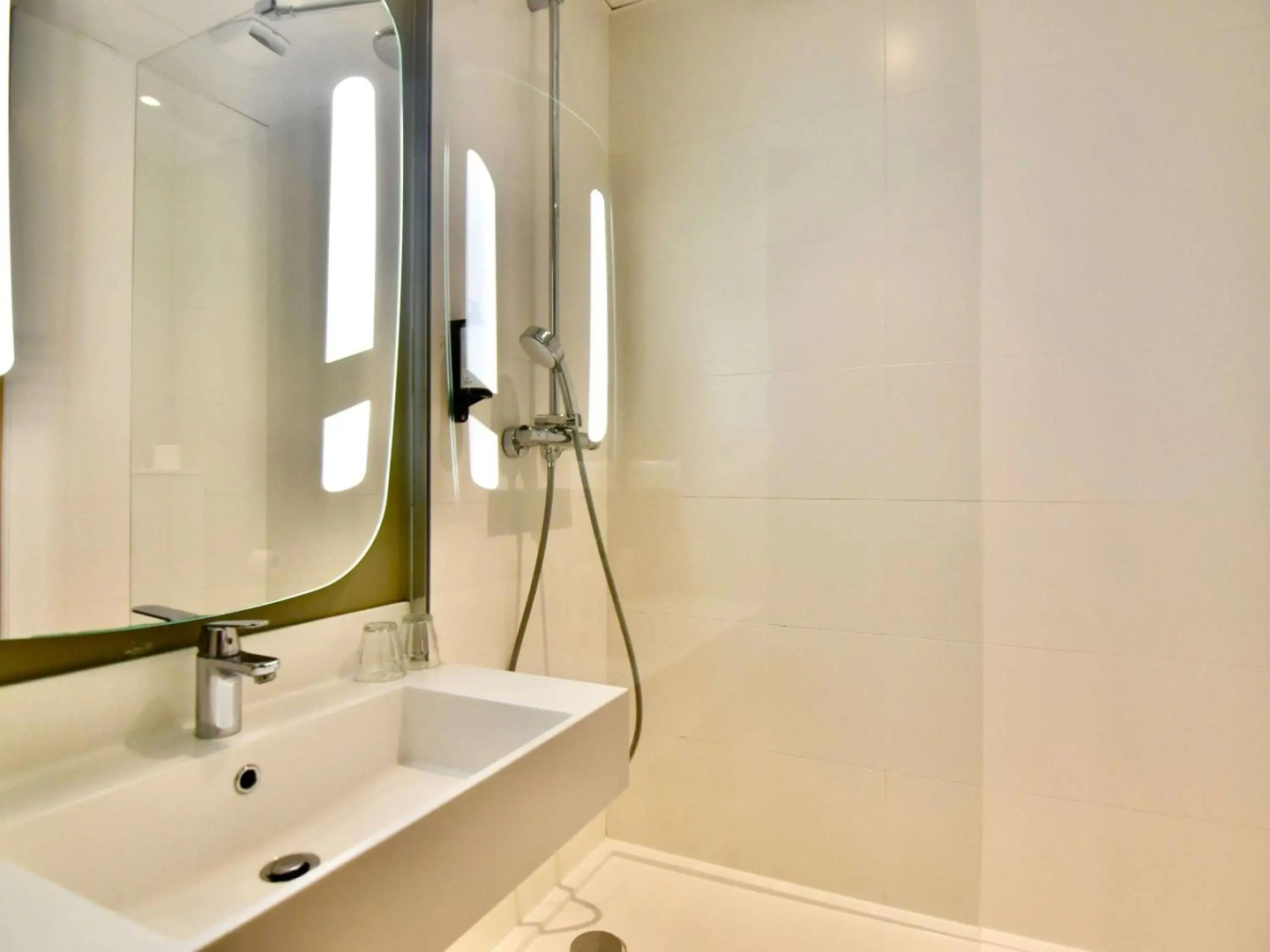 ibis Nantes Saint Herblain