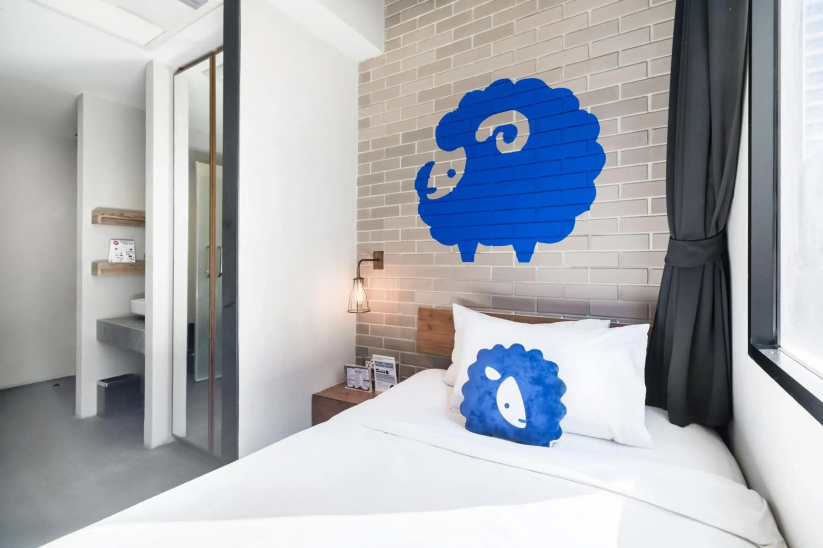 Kokotel Bangkok Surawong