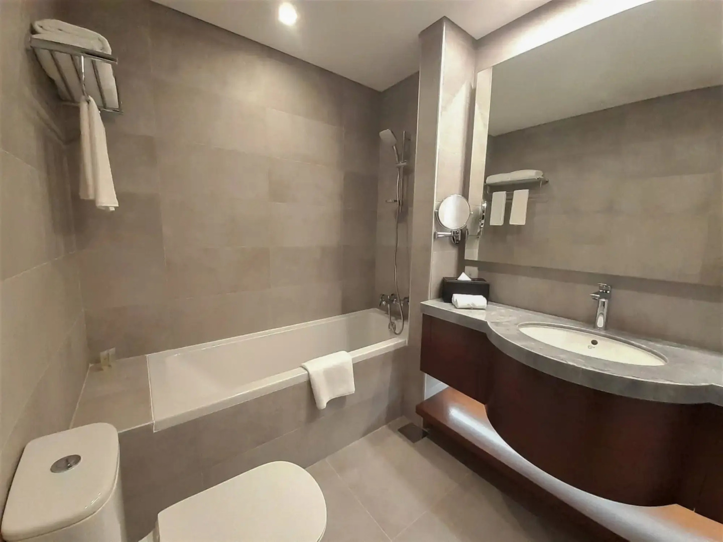 Somerset West Bay Doha