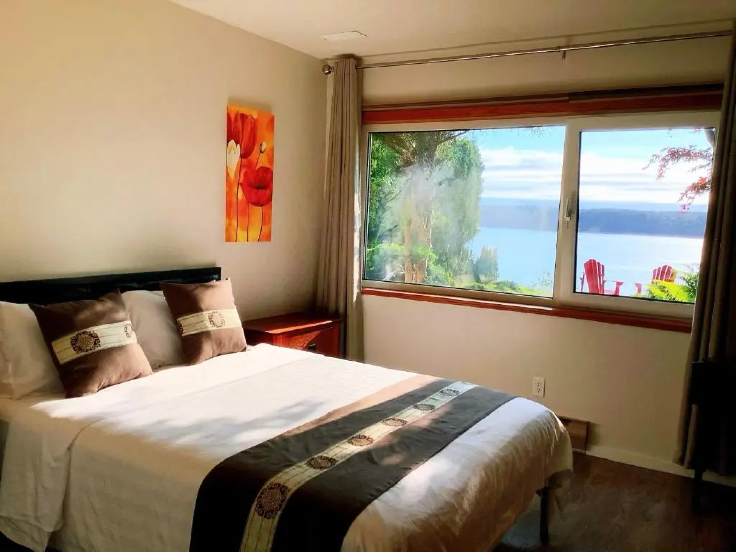 Stunning Ocean Mountain View 3 BR Suite