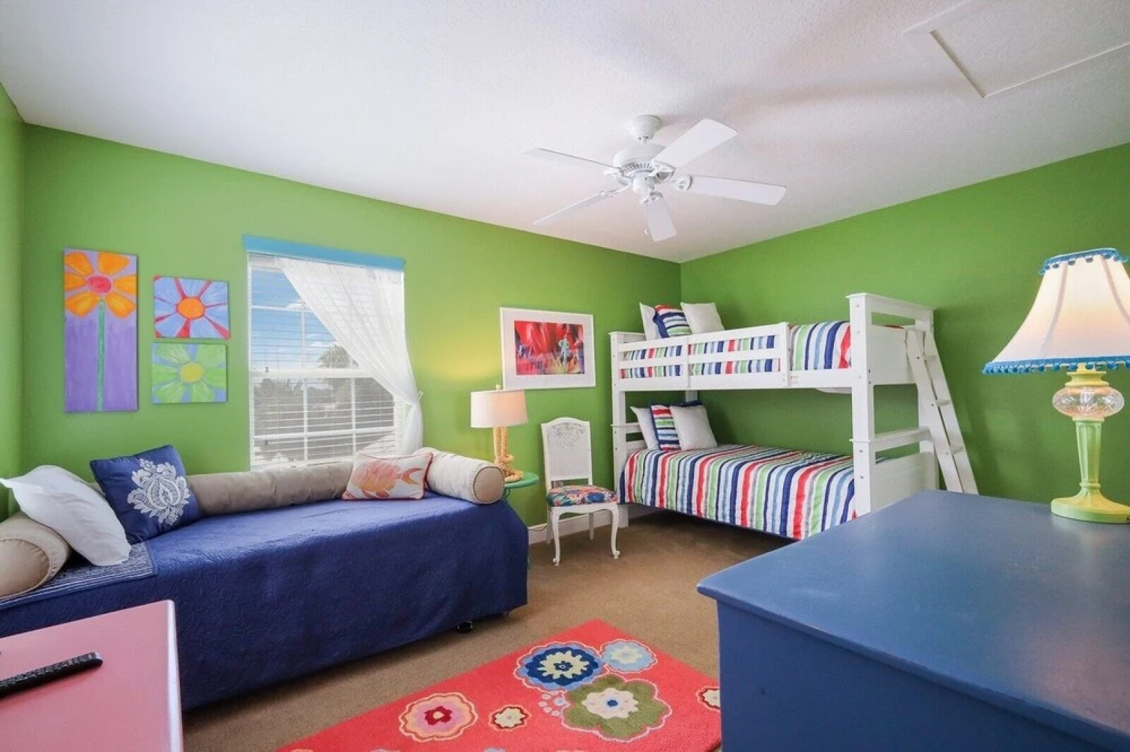 Sunkissed 3 Bedroom Townhouse by RedAwning