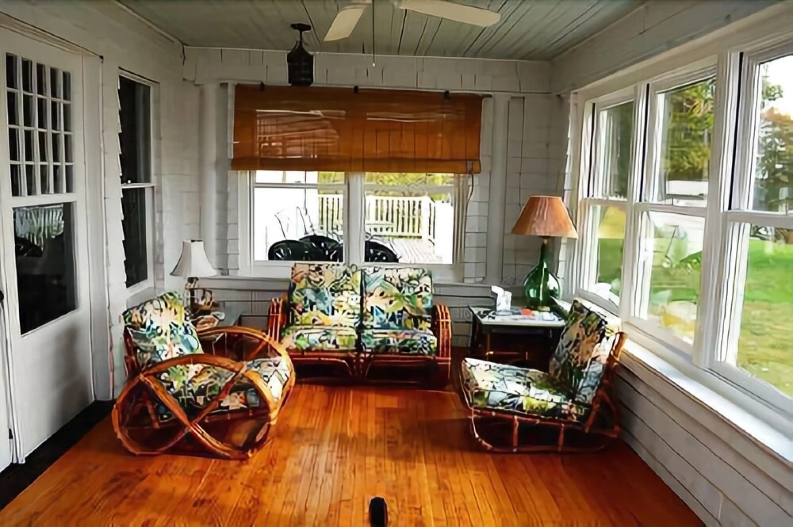 Sealight - Six Bedroom Home