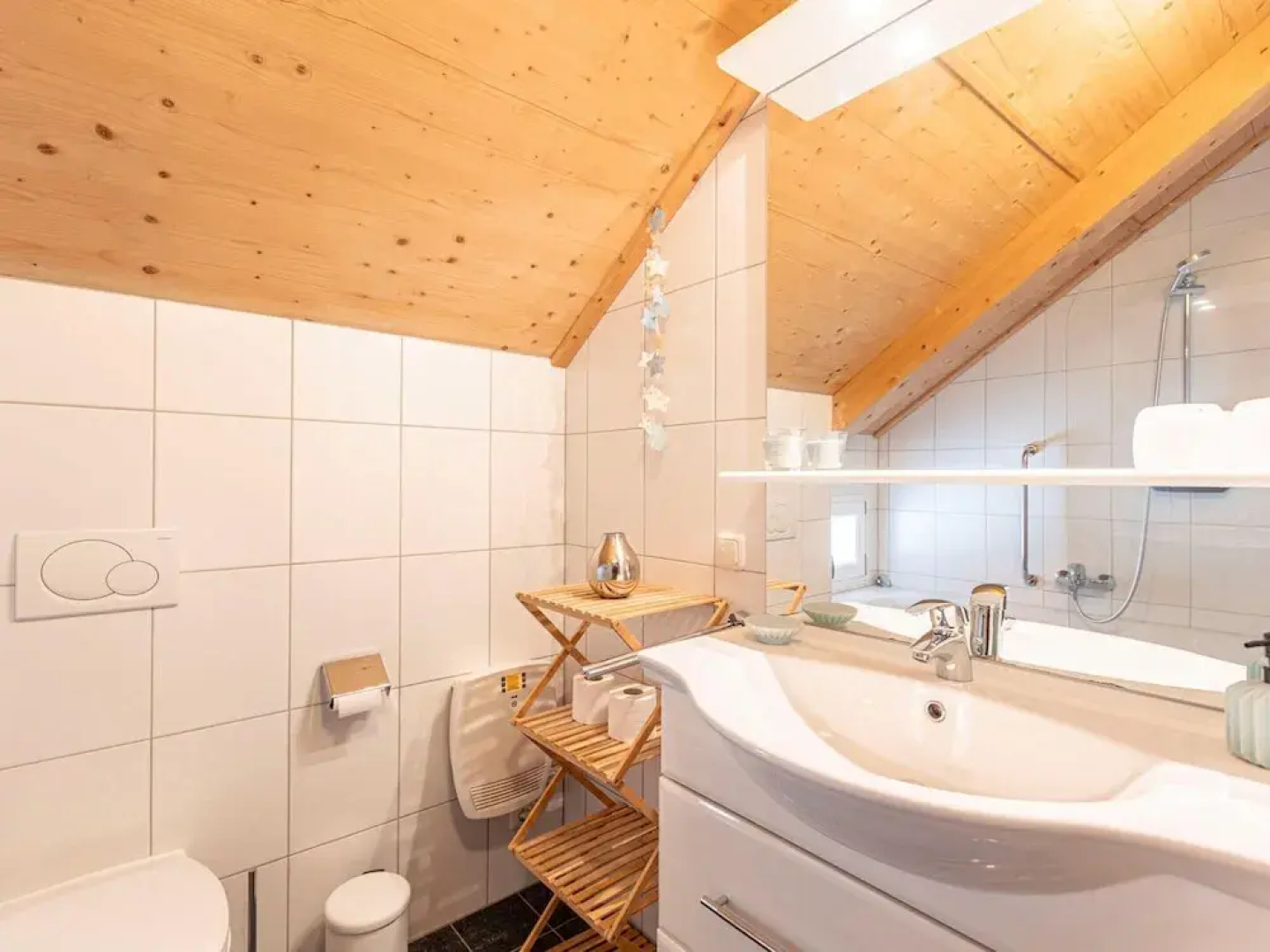 Charming Chalet With Terrace