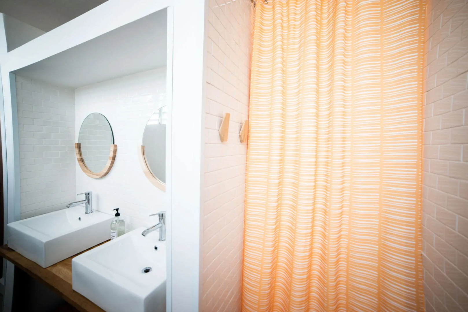 Santurcia Hostel & Bar