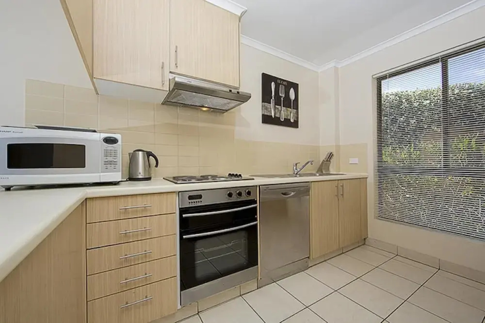 Accommodate Canberra - Kingston Court