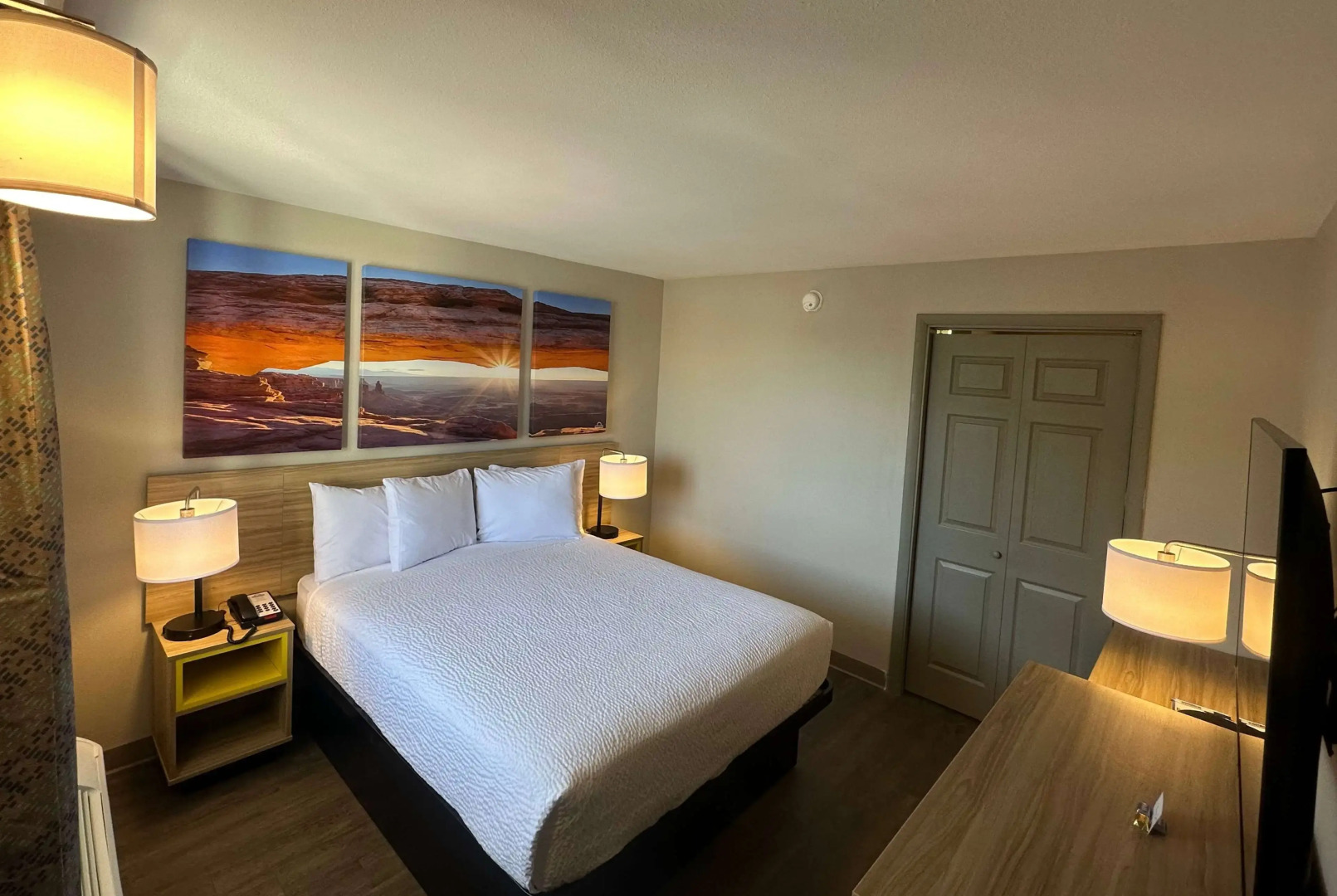 Отель Days Inn by Wyndham Farmington NM