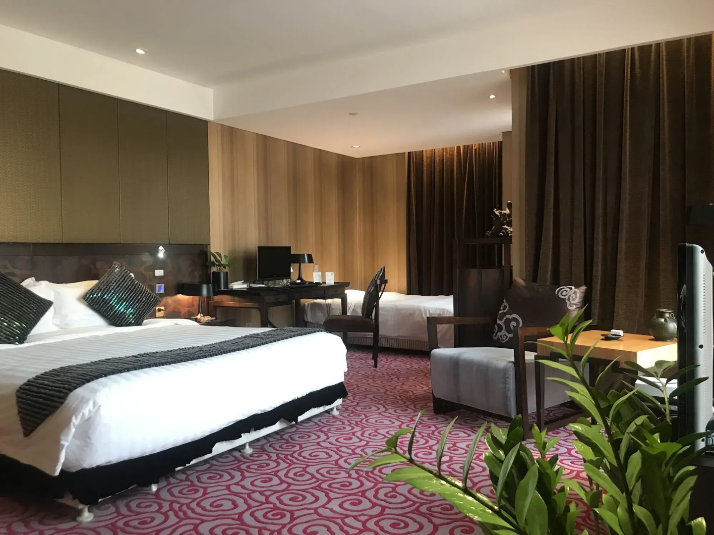 Luoyang Christian's Hotel