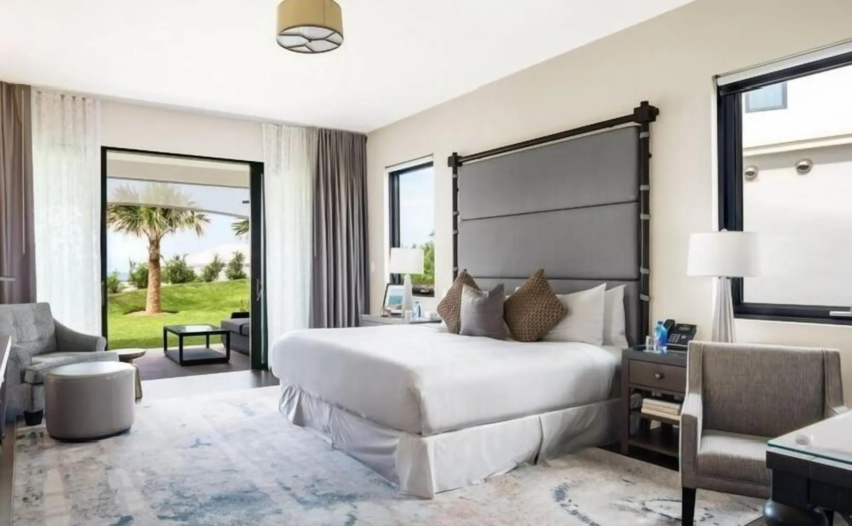 The Loren at Pink Beach