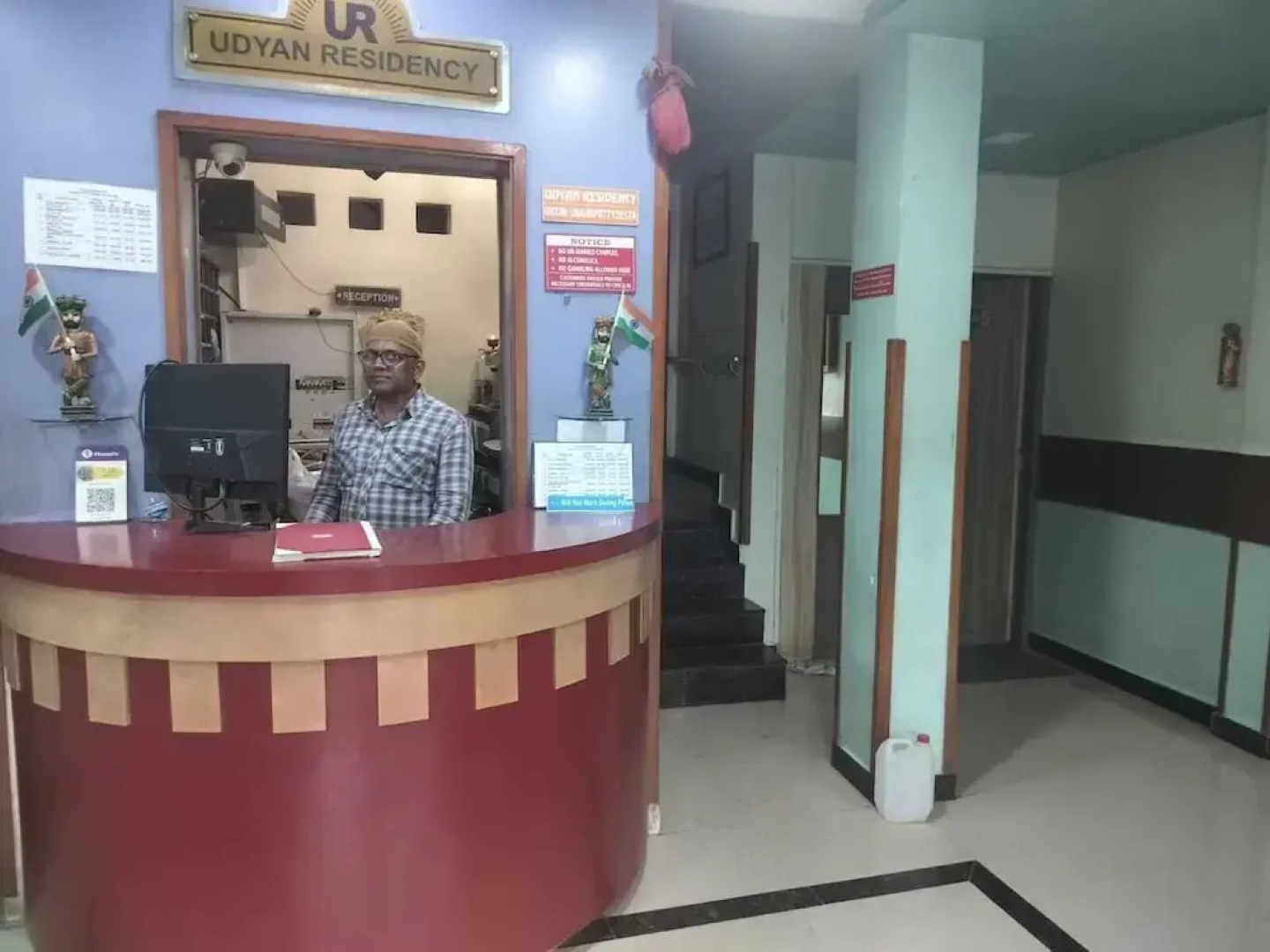 I-ROOMZ Udhyan Residency