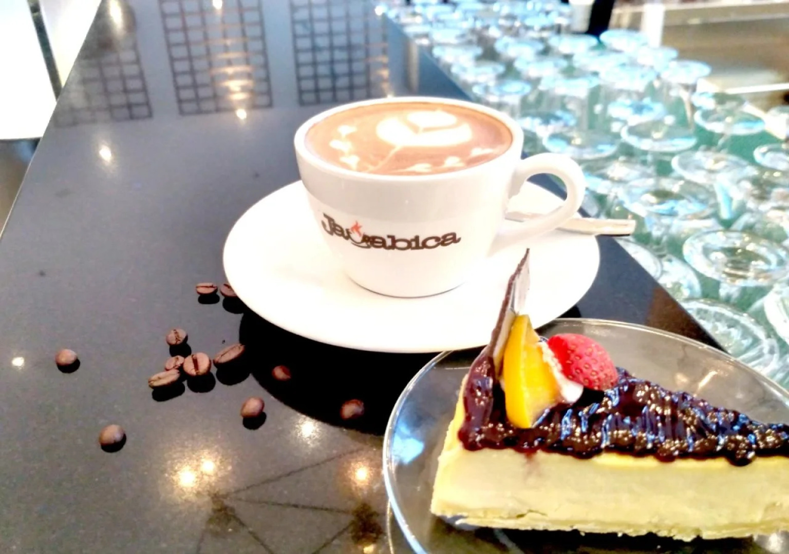 Hotel AYOLA Lippo Cikarang