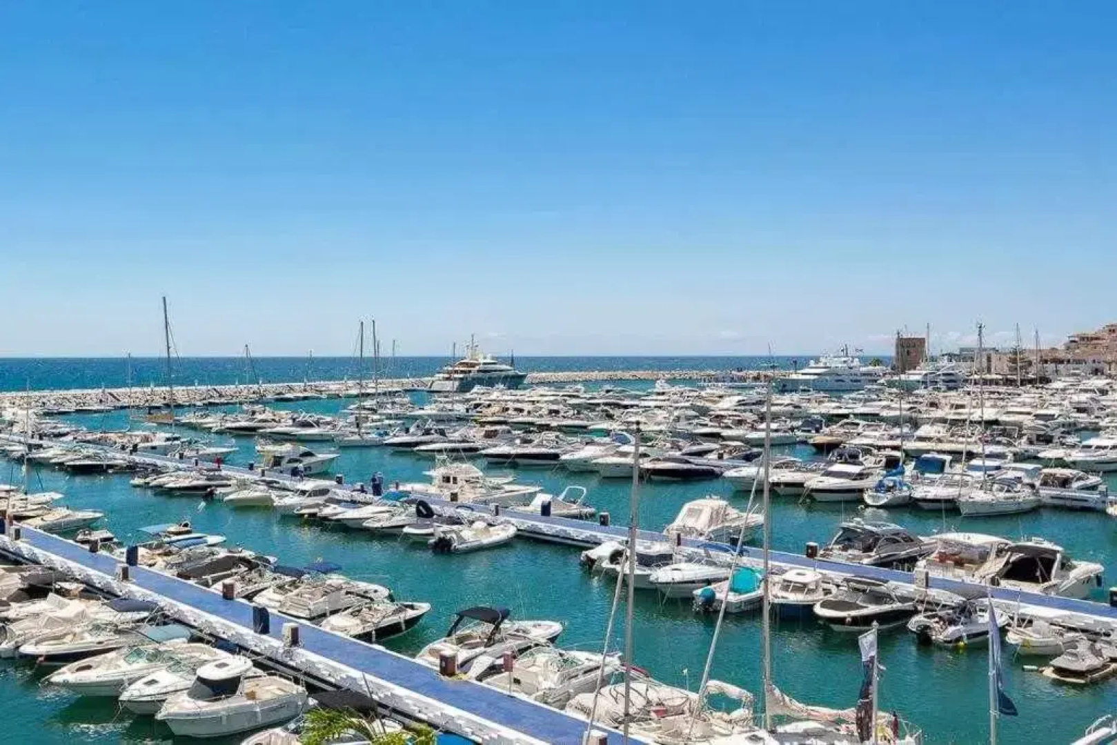 Puerto banus penthouse apartment k1