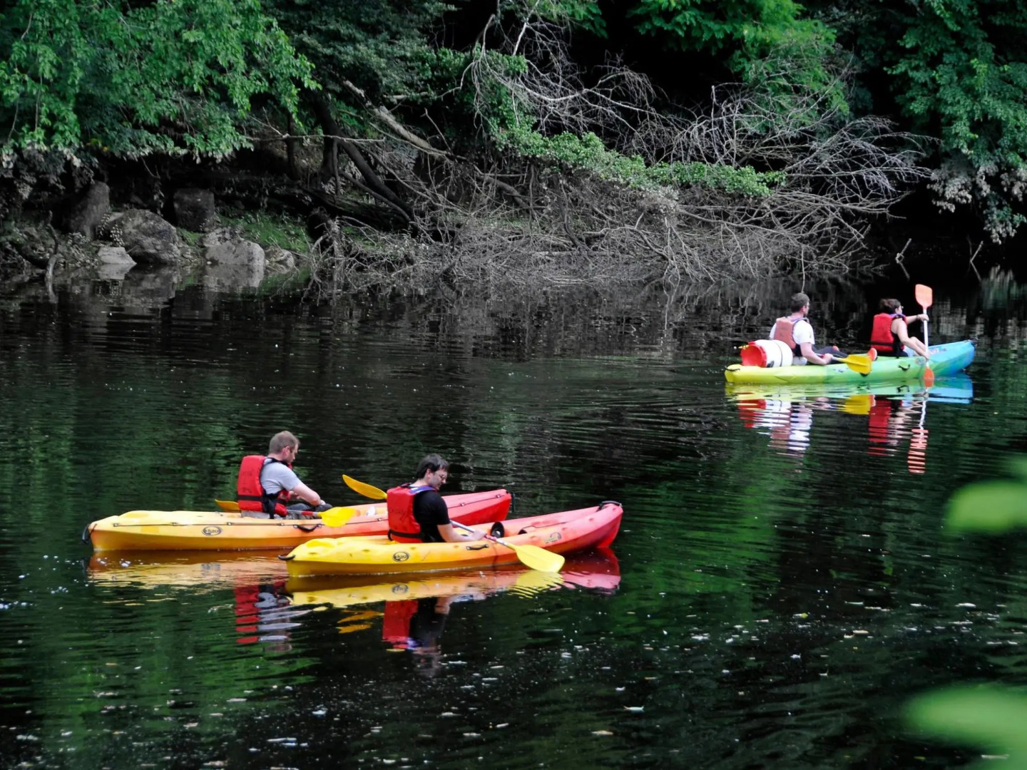 Cosy holiday home with terrace and garden near Quimperlé.