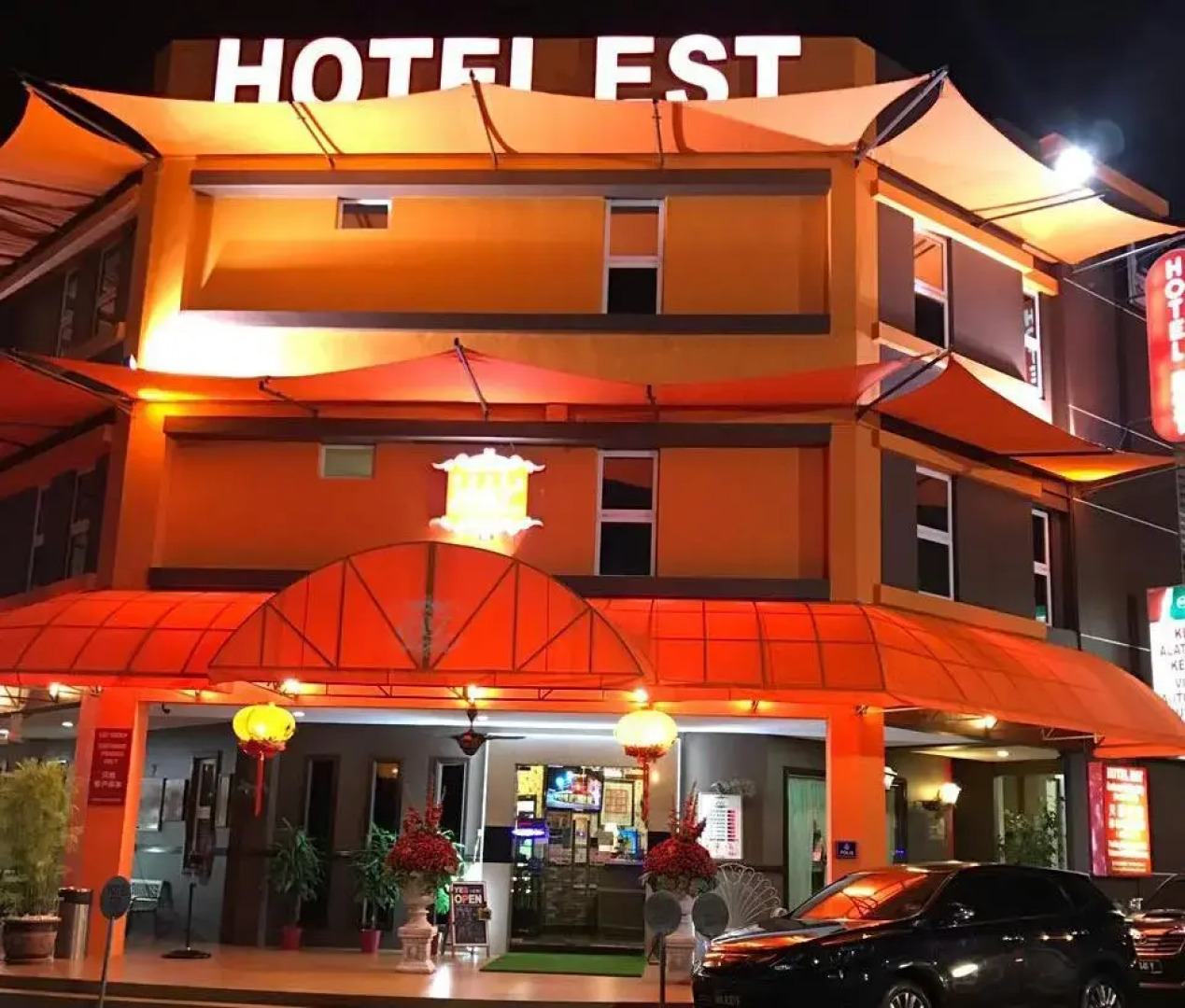 Hotel EST Penang