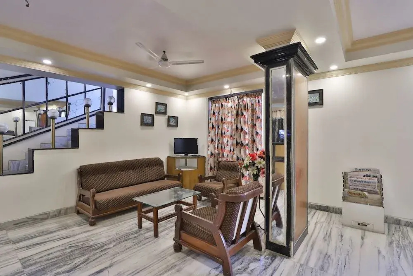 Oyo 30296 Hotel Sha-Inn