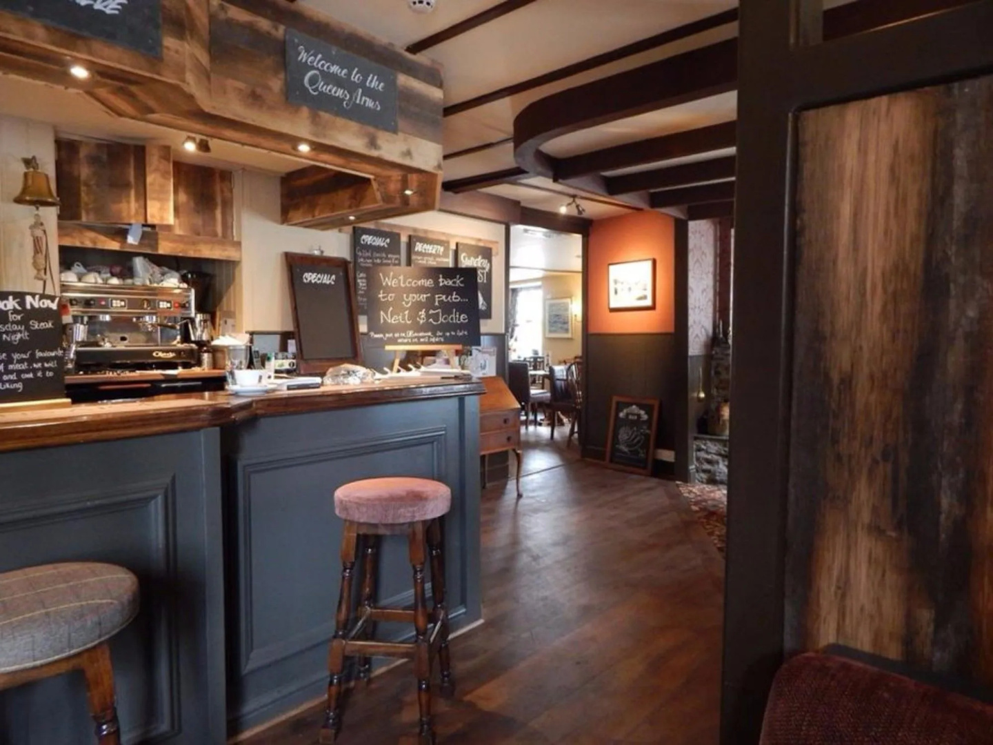 Queens Arms
