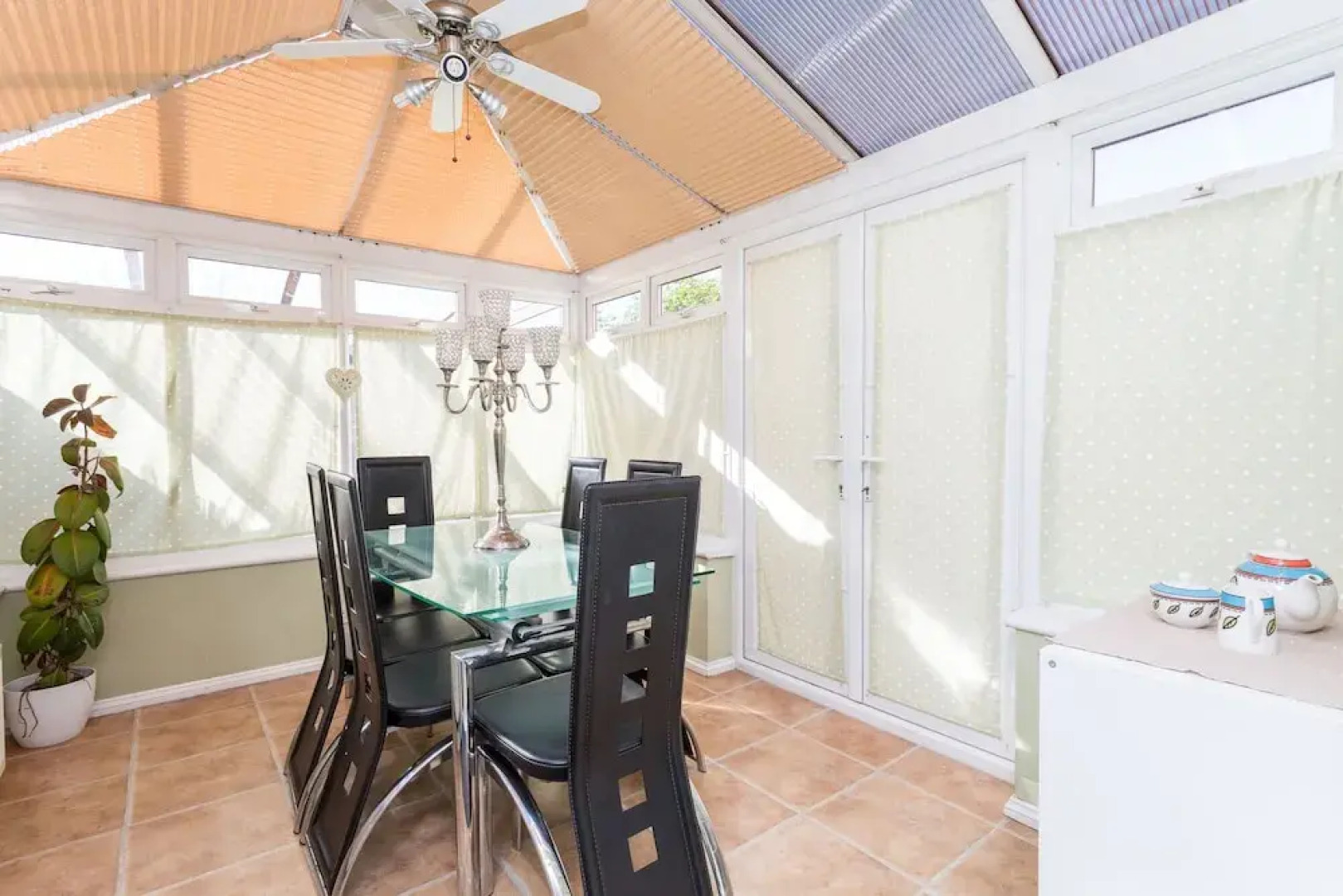 Fabulous 3-bed House, Close to Station