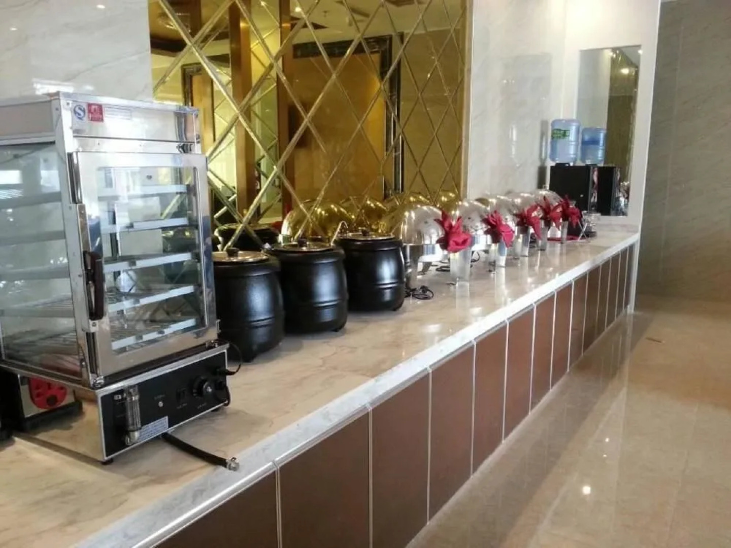 Kunlun Leju Business Hotel