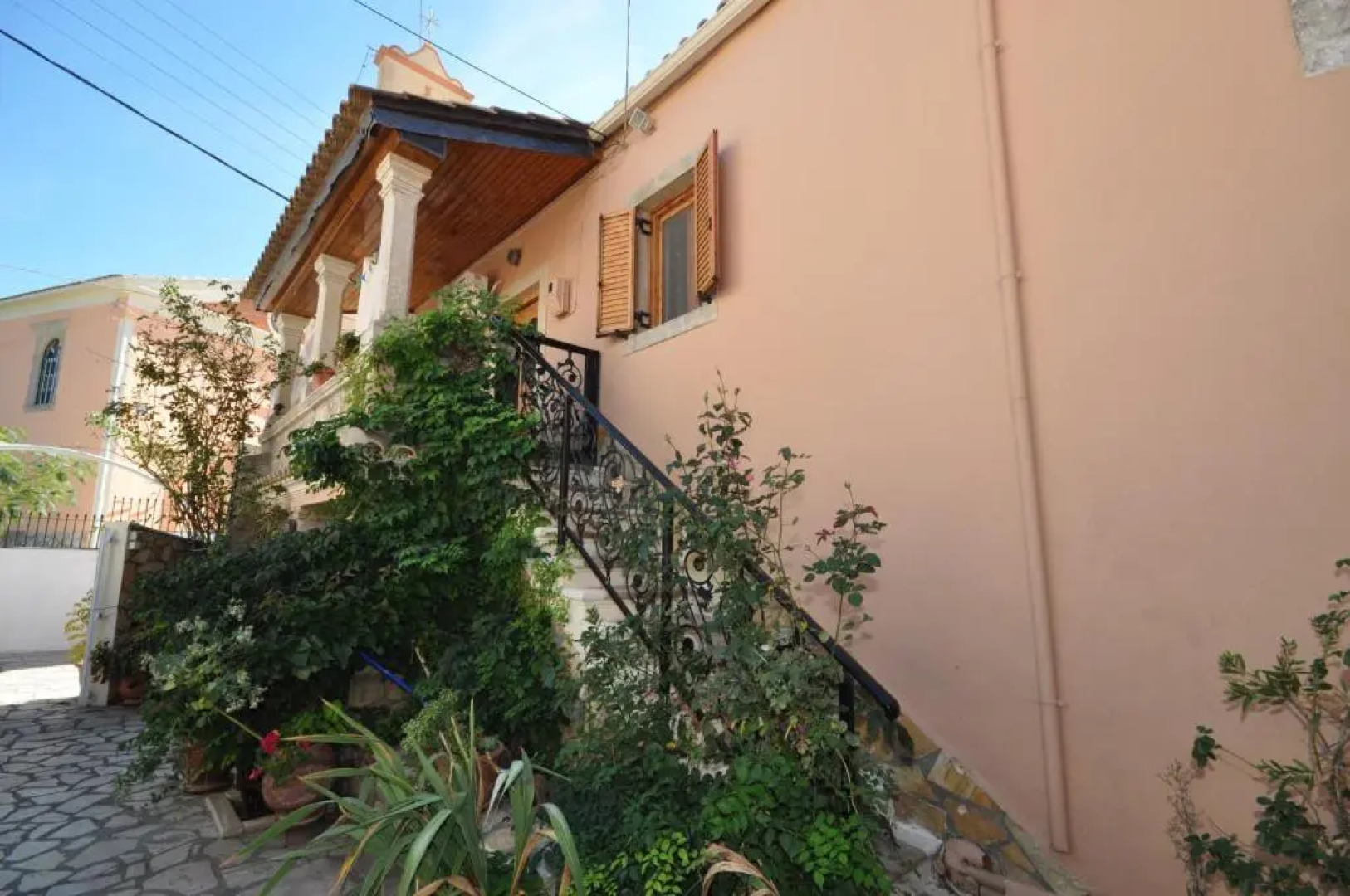 Villa Makrades