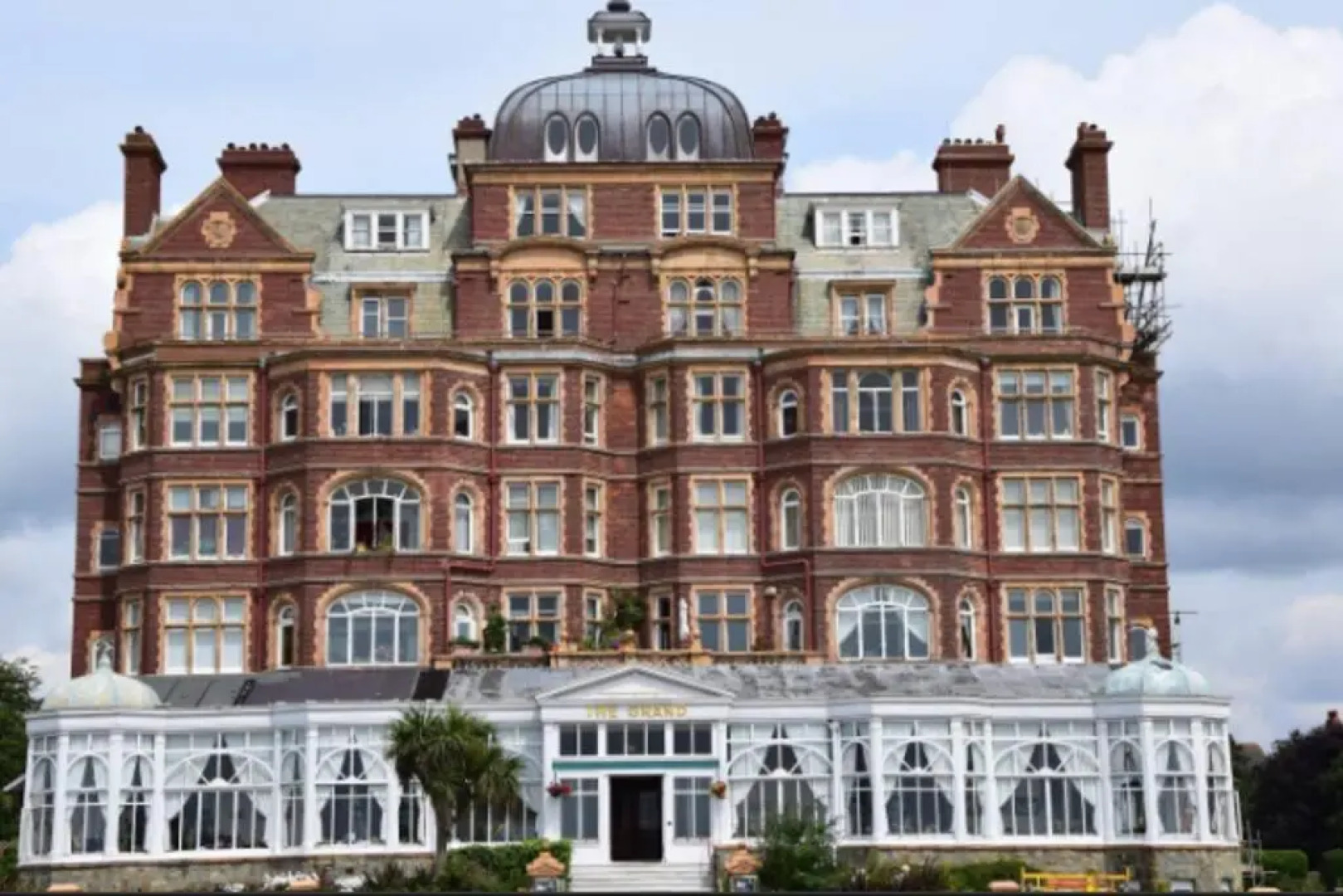 Beautifully appointed, period seaside apartment