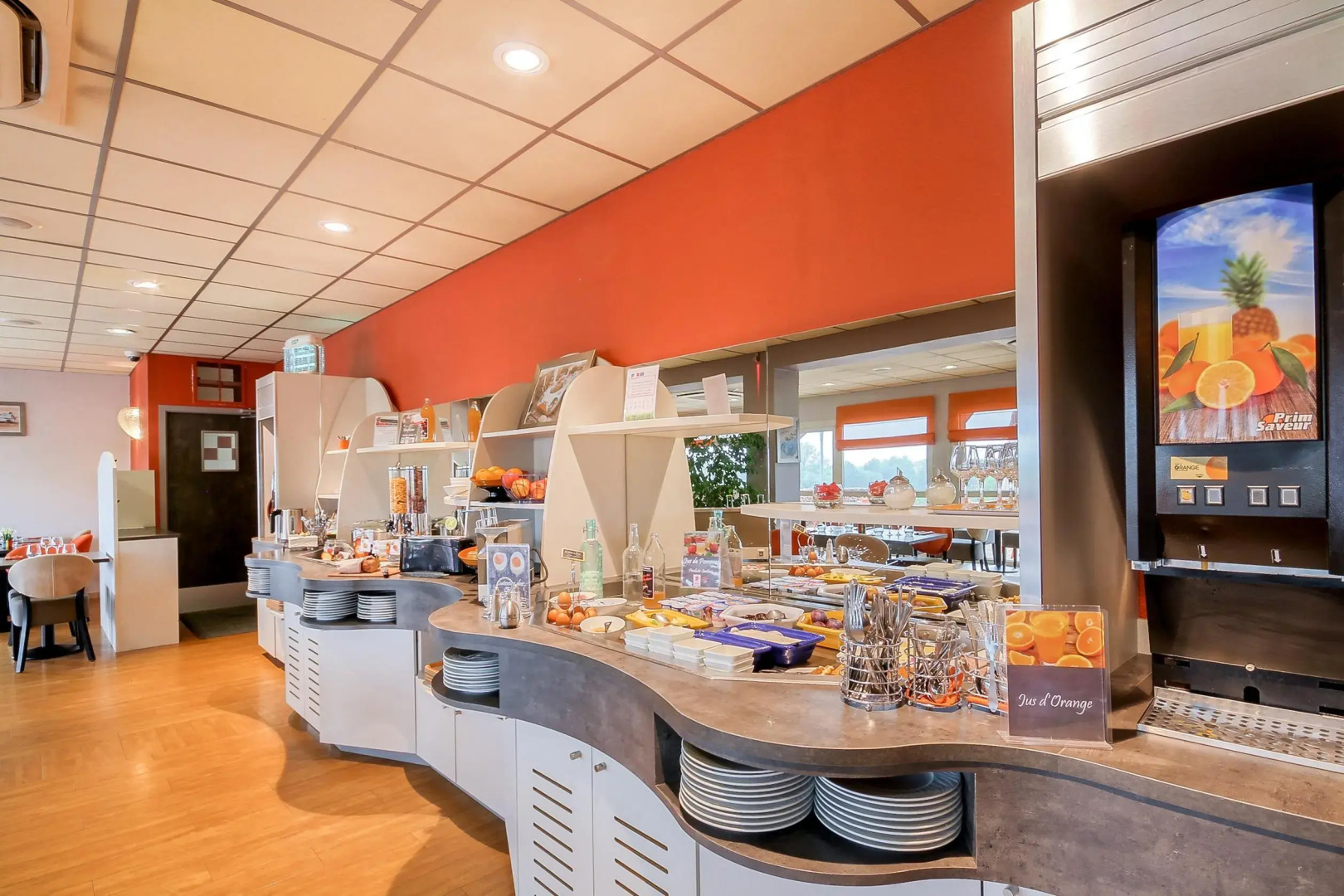 Brit Hotel Les Evens