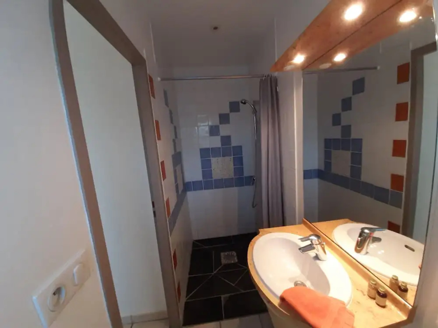 Puravida Lodge and Apparts