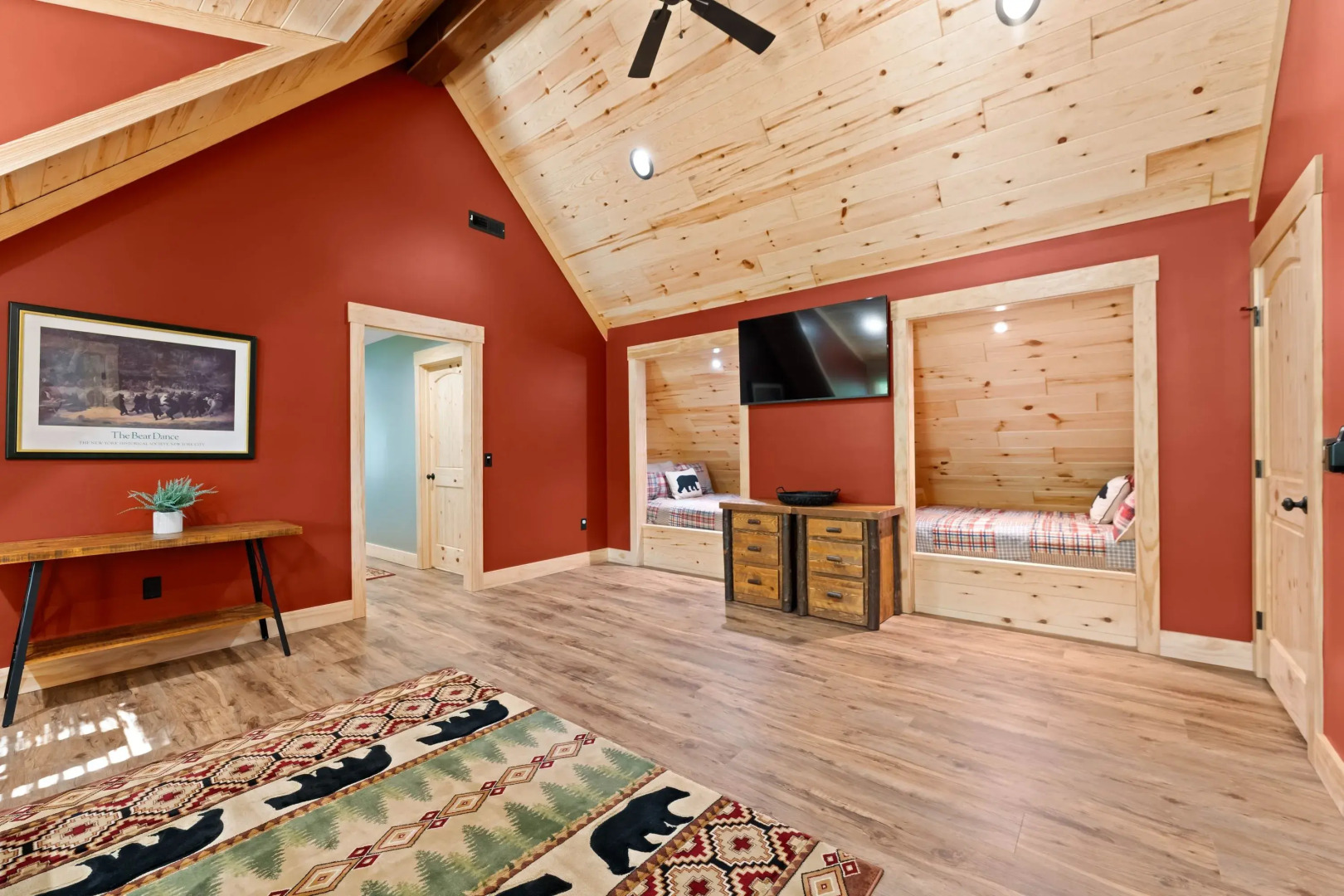 Black Bear Lodge by Avantstay Lakefront Dock Pool Theater Sleeps 20