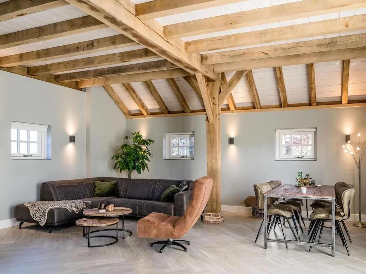 Pleasant Holiday Home in the Brabant Village of Zeeland wit Garden