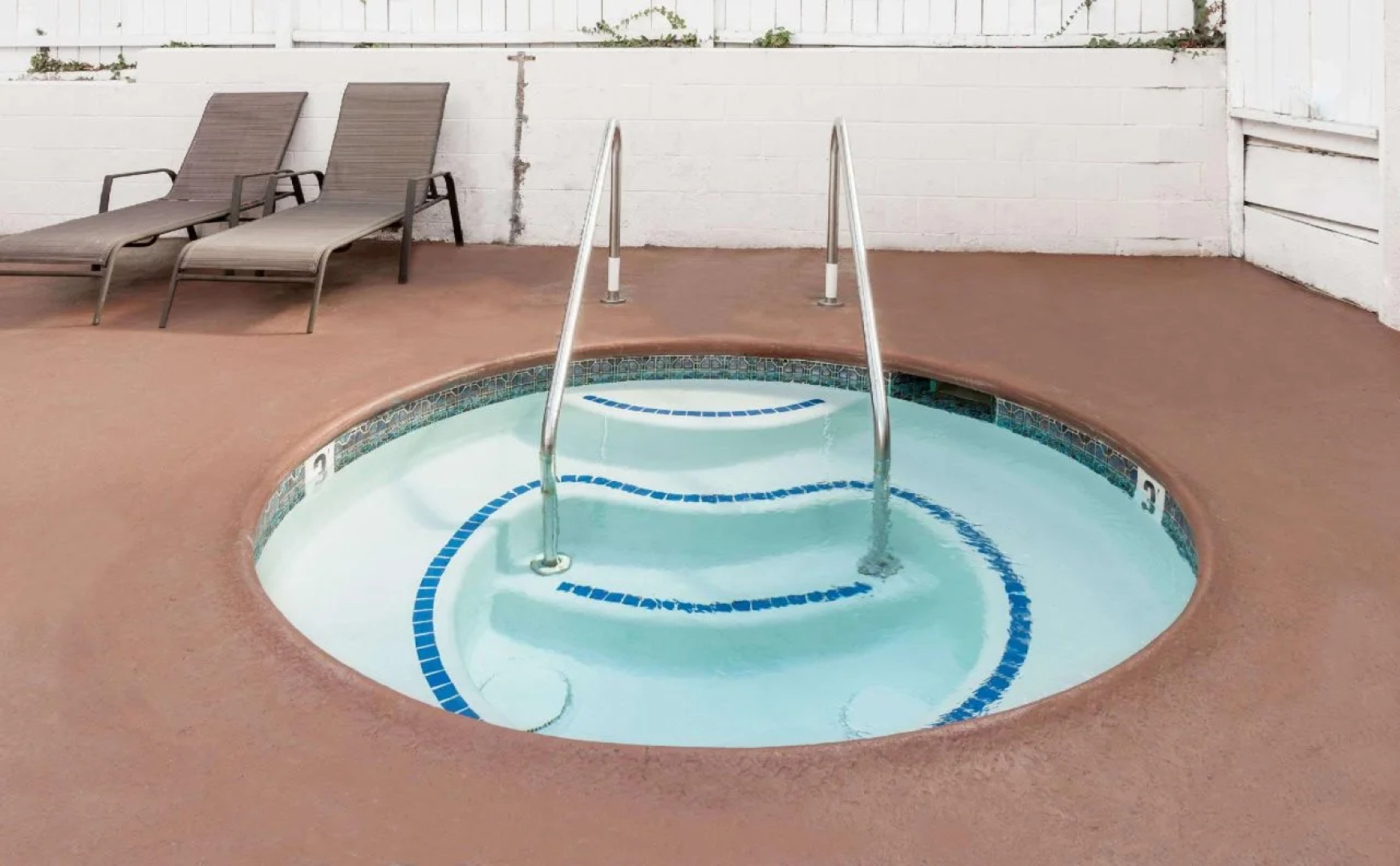 Days Inn and Suites San Diego SDSU