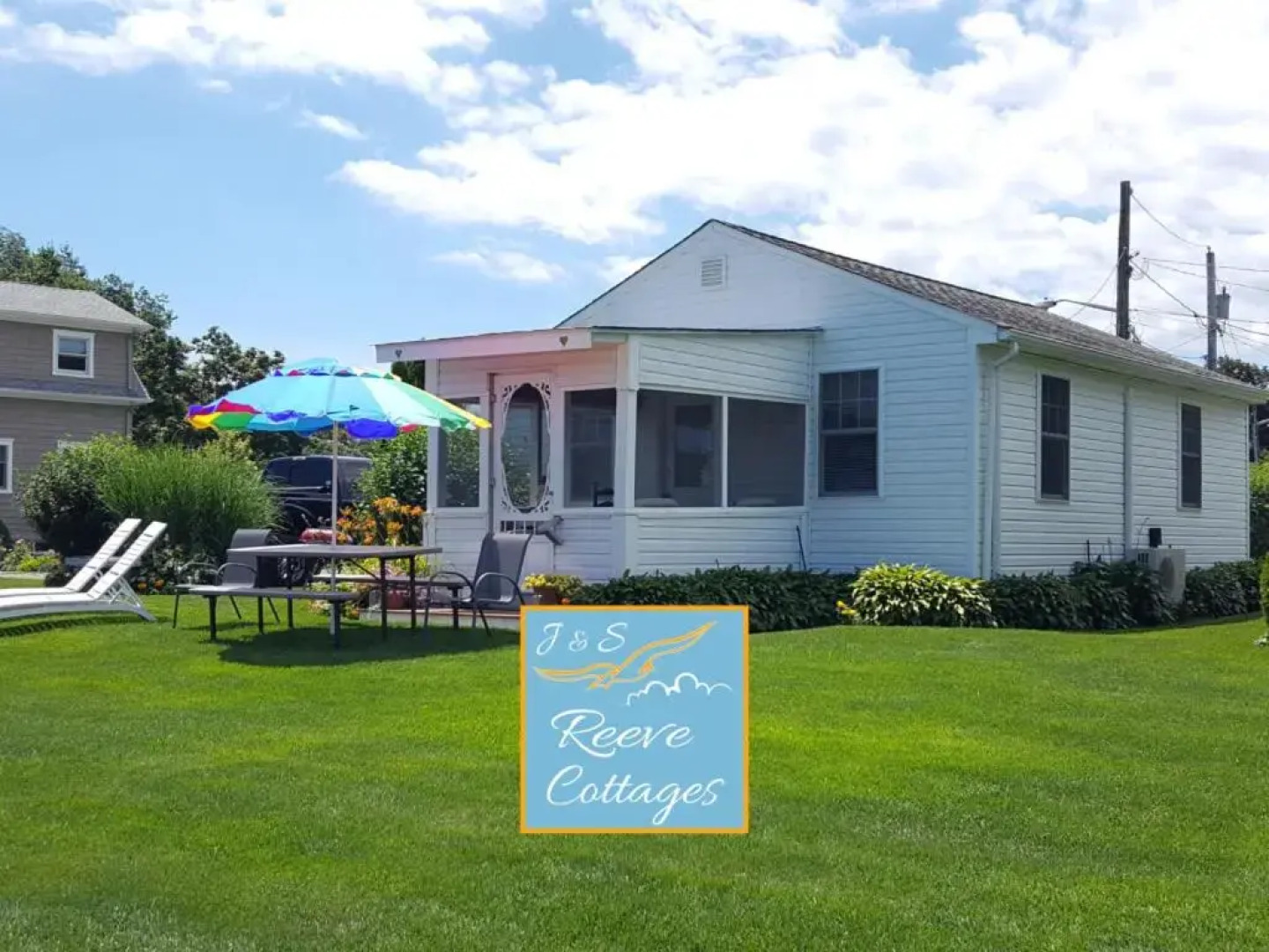 Premier Waterfront Cottage 3