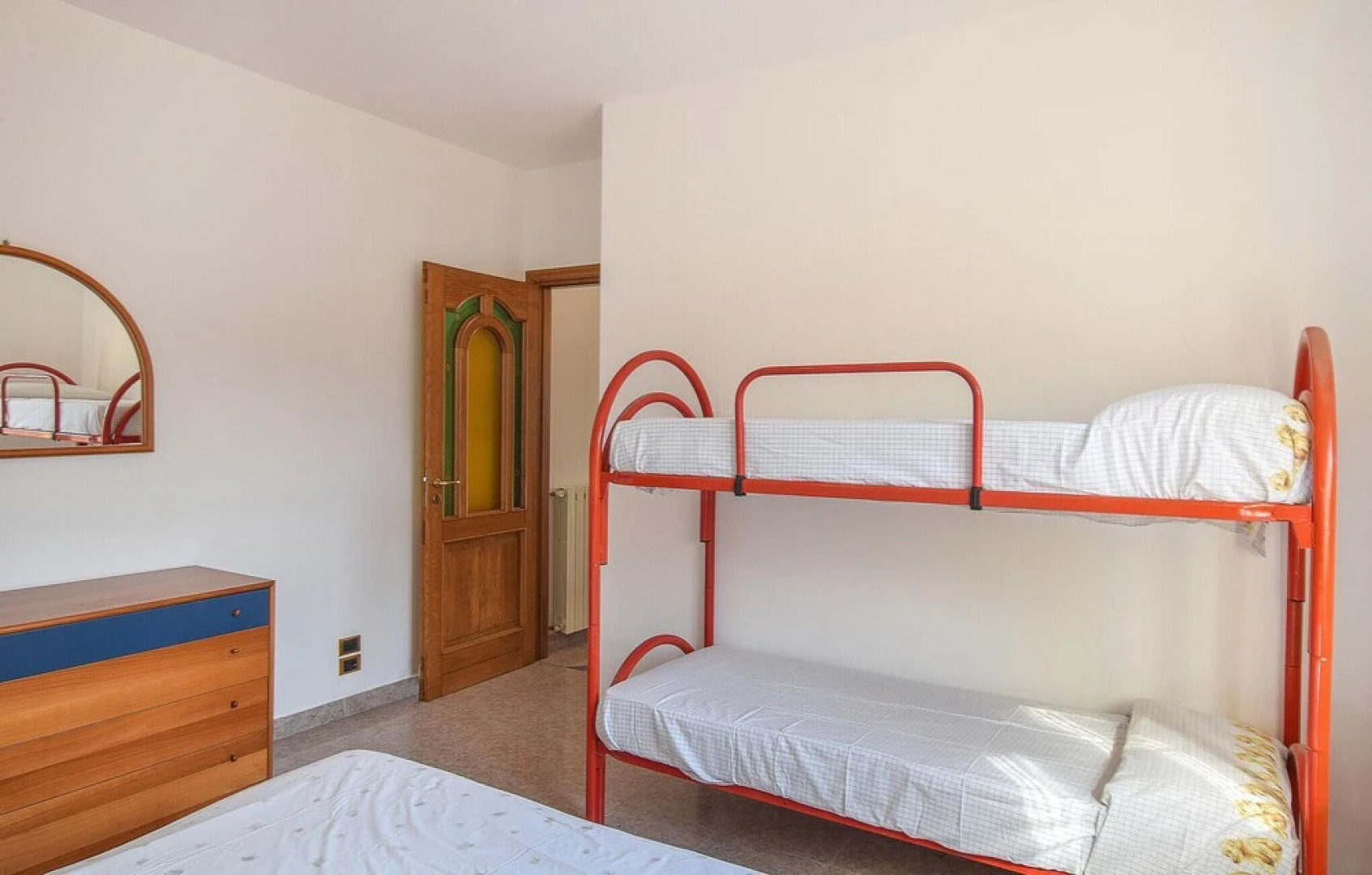 Nice Apartment in Davoli Marina With 2 Bedrooms and Wifi