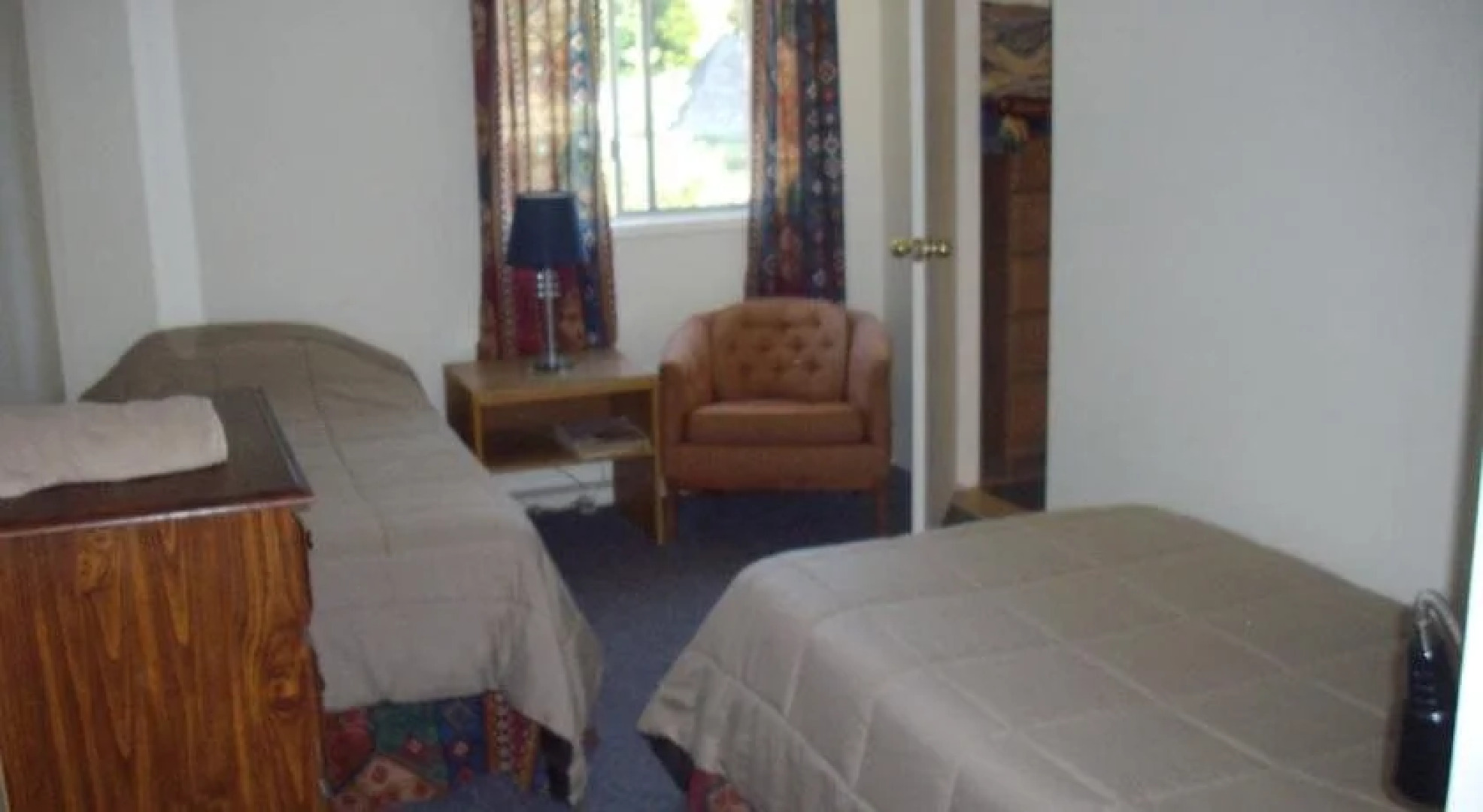 Lake Trail Guesthouse