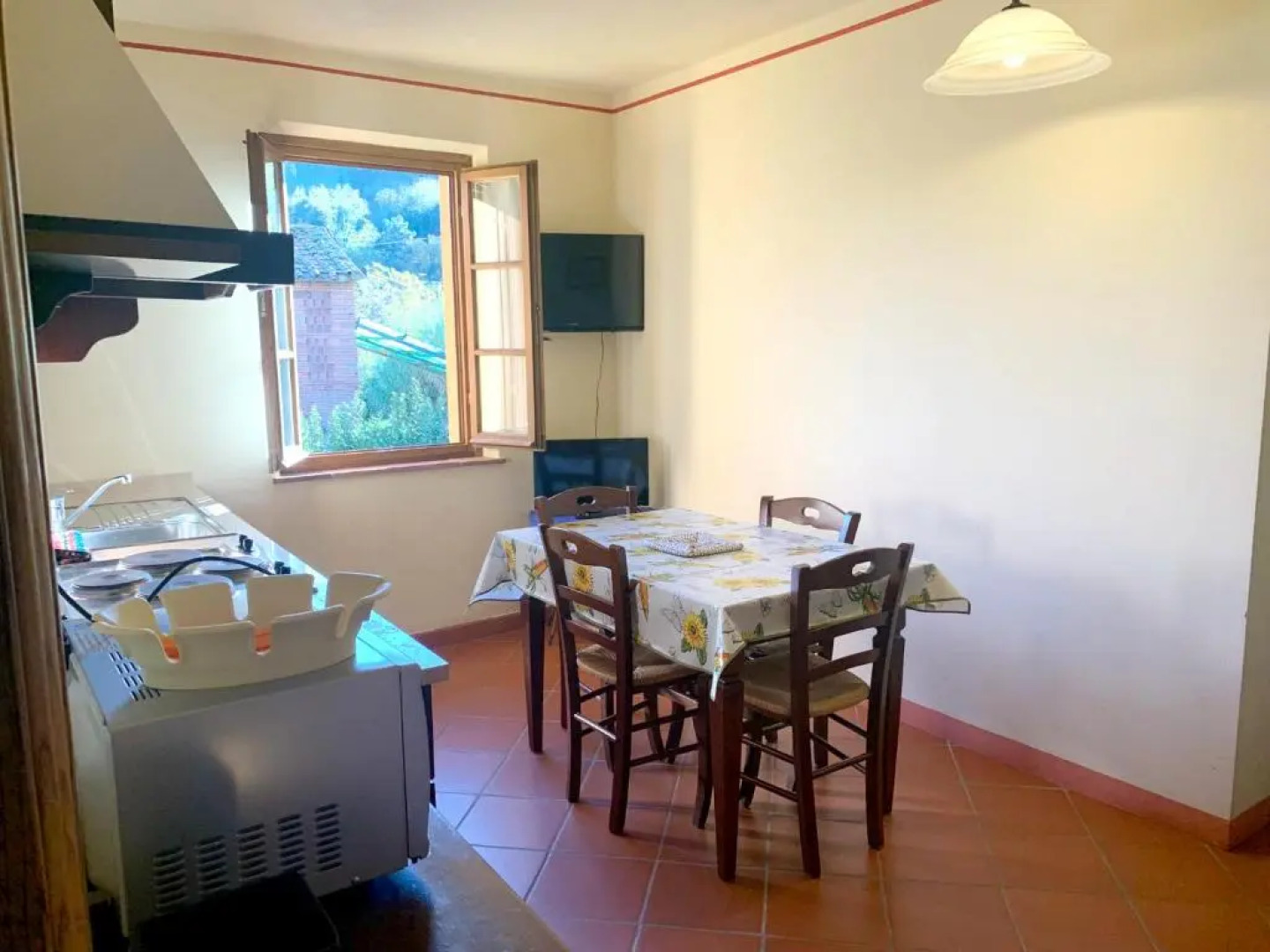 2 bedrooms appartement with shared pool terrace and wifi at Montecarlo