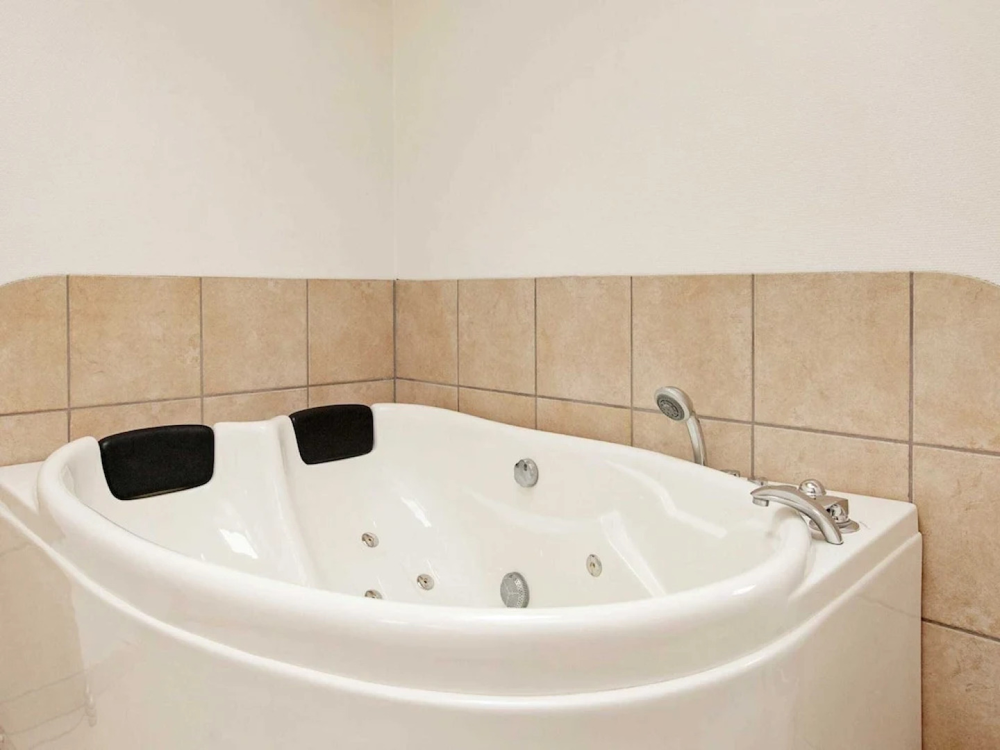 6 Person Holiday Home in Faaborg