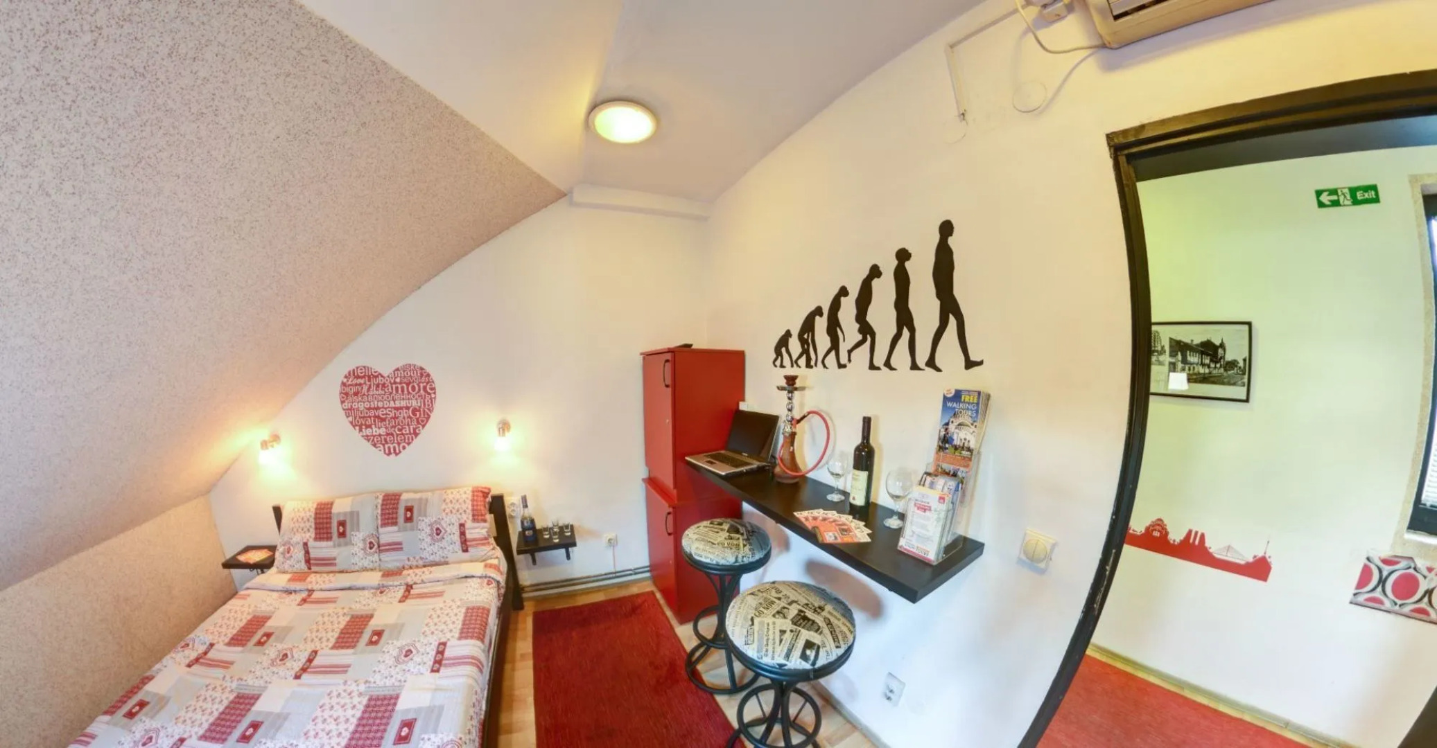 Rooms And Apartments S