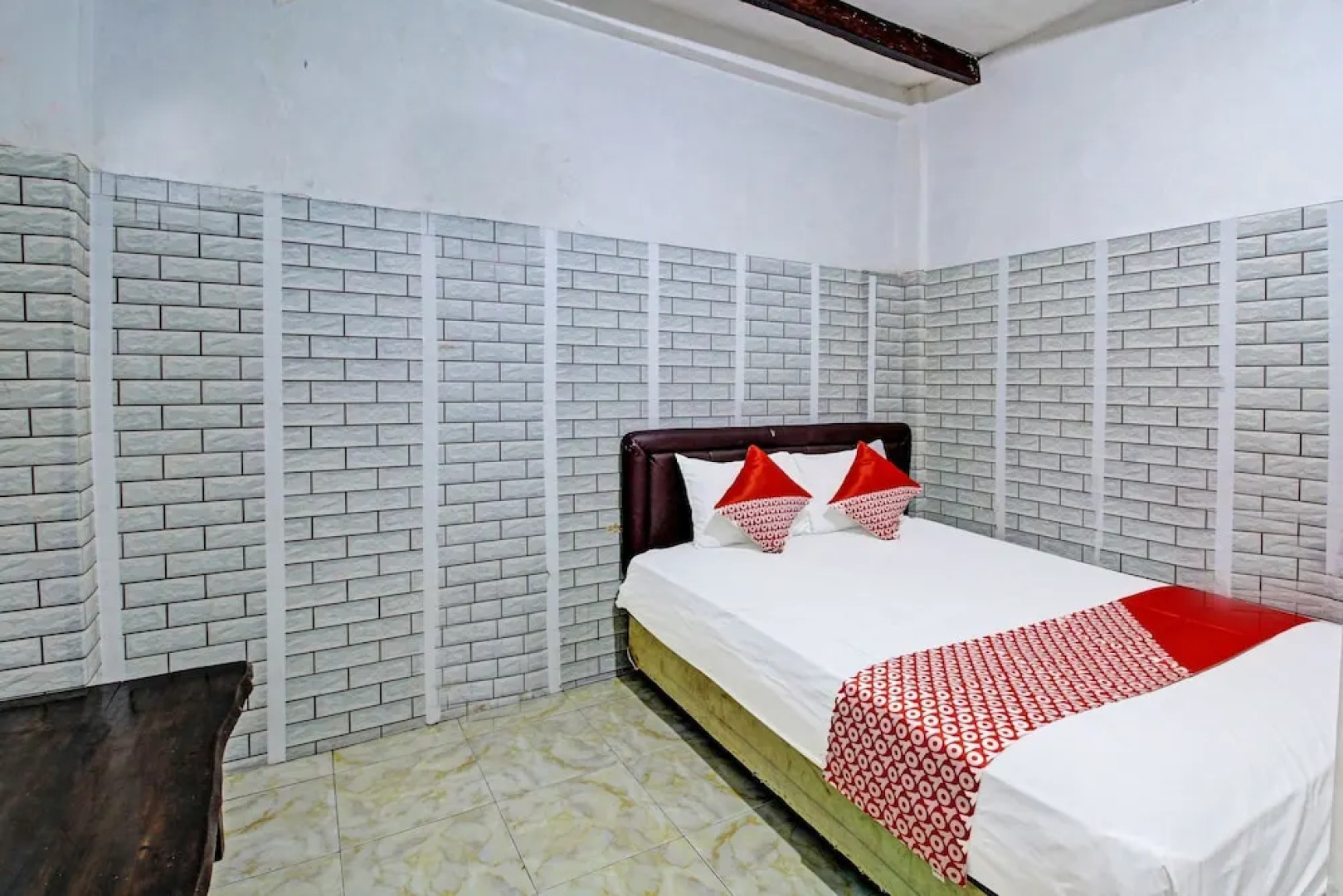 Coupis Guesthouse by OYO Rooms