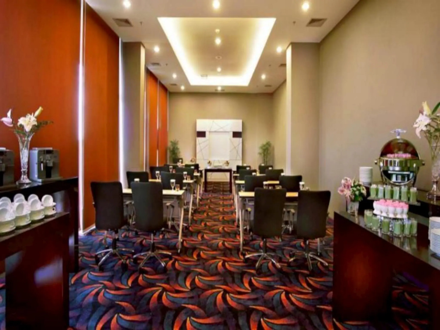 Fame Hotel Gading Serpong