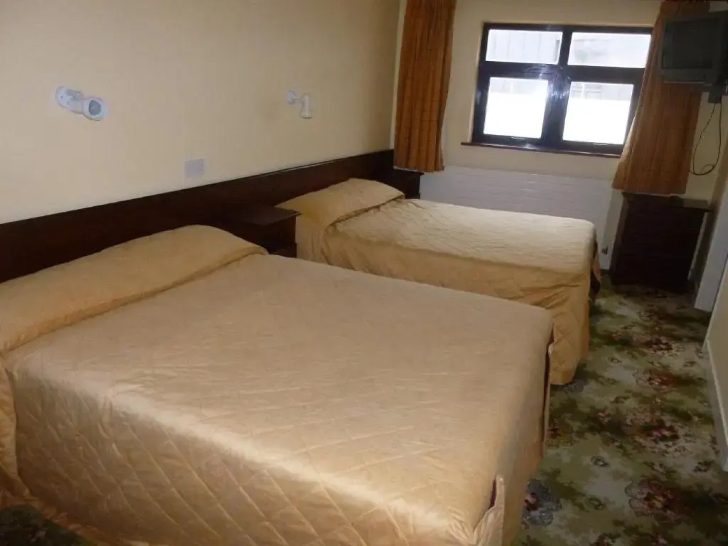 Achill Sound Hotel - Ostan Ghob A'Choire