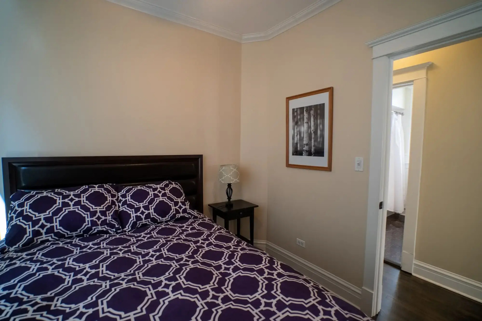 Roscoe Village Guesthouse