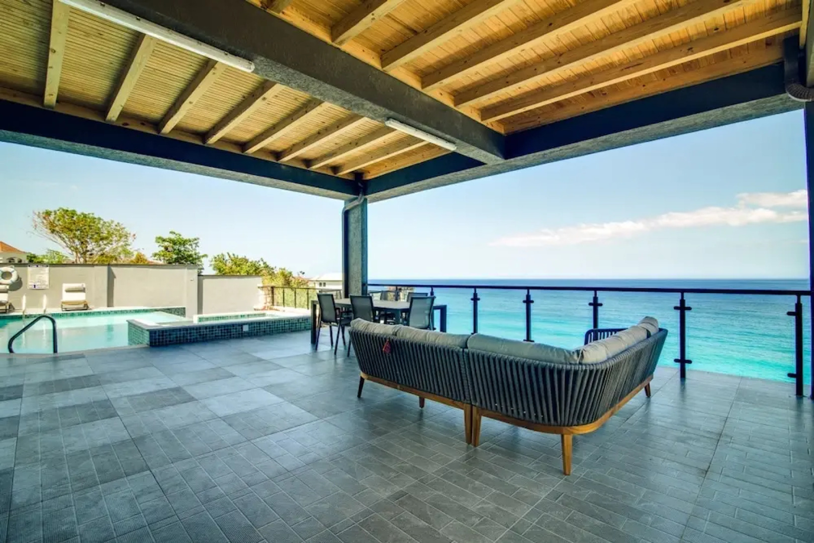 Luxury Oceanfront Villa Fully Staffed Pool Jacuzzi Movie Theatre